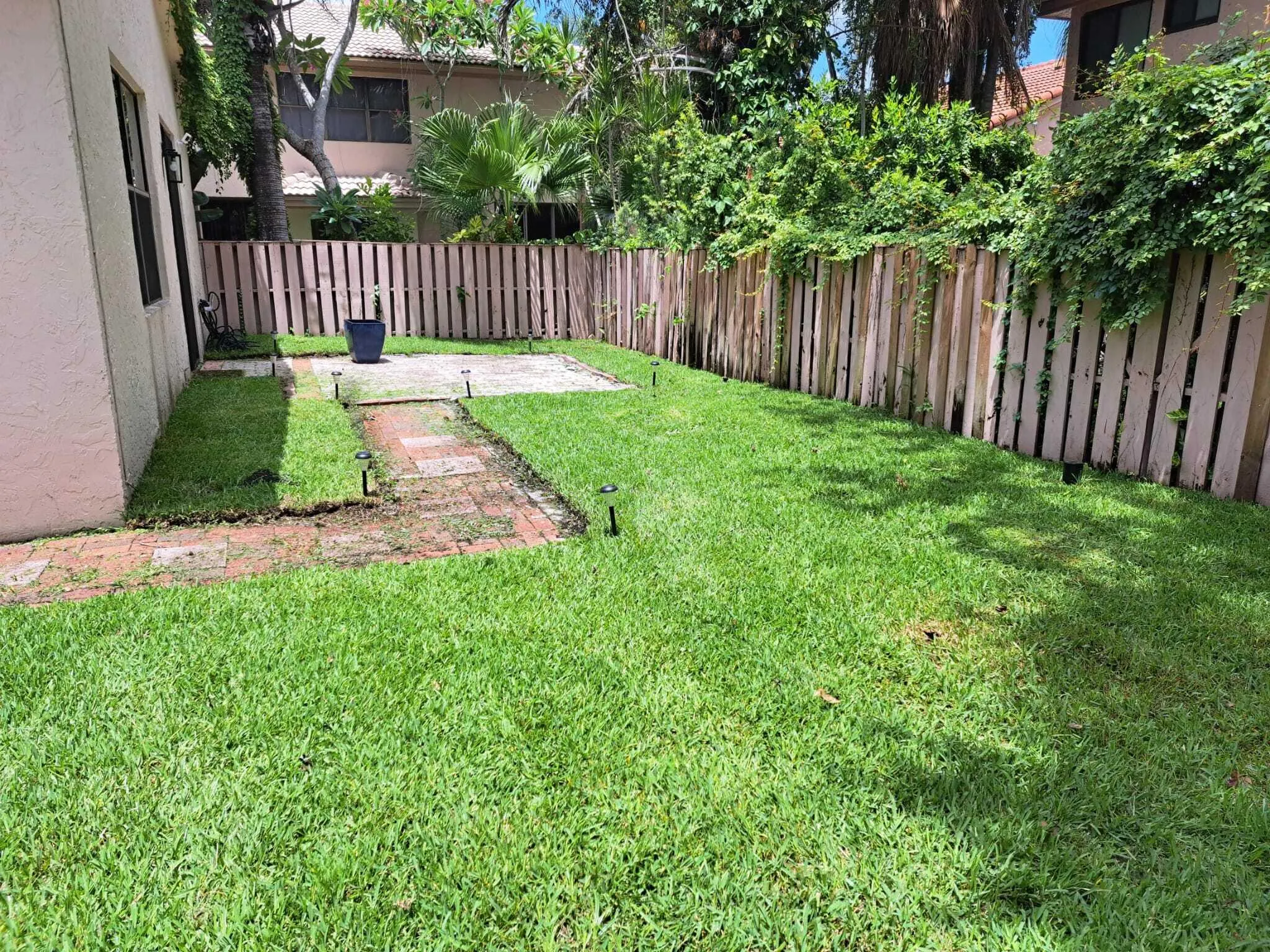 10461 NW 12th Court