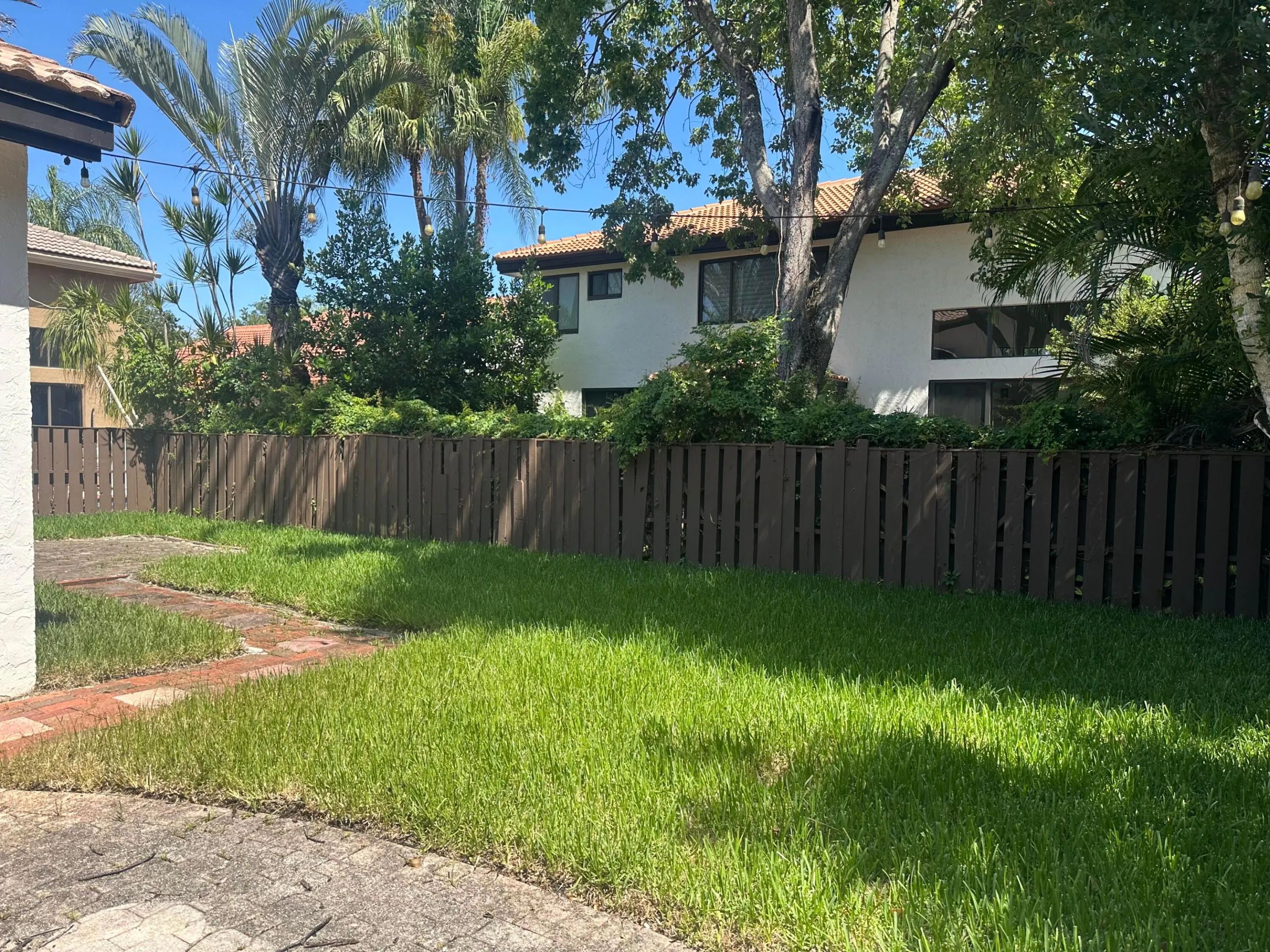 10461 NW 12th Court