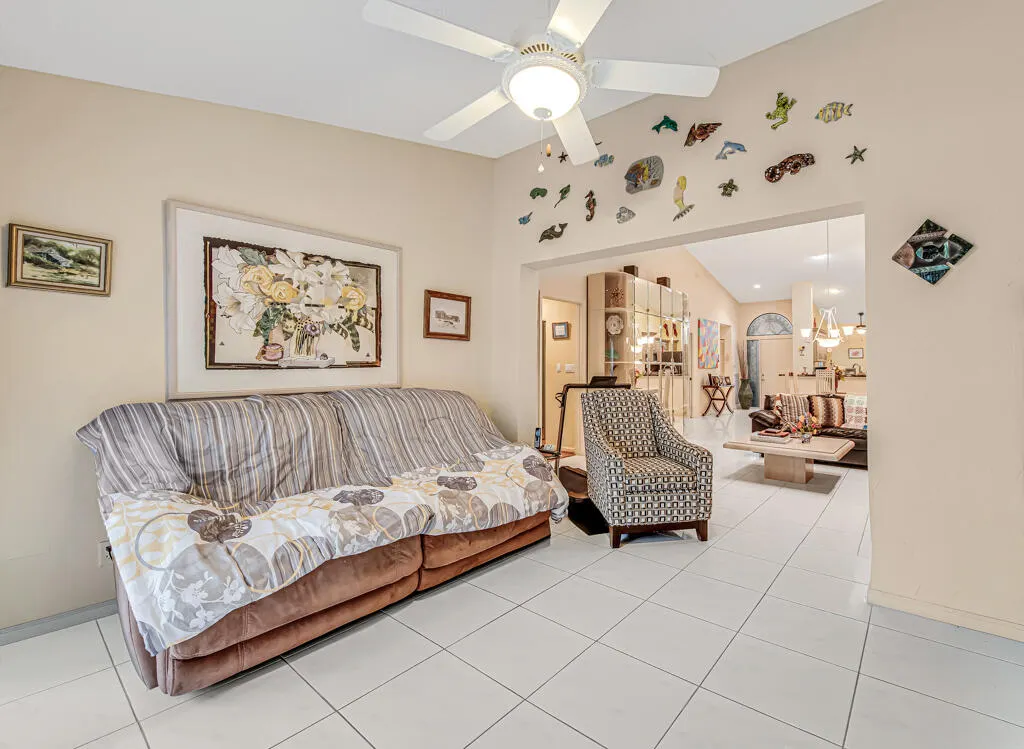 7288 Summer Tree Drive