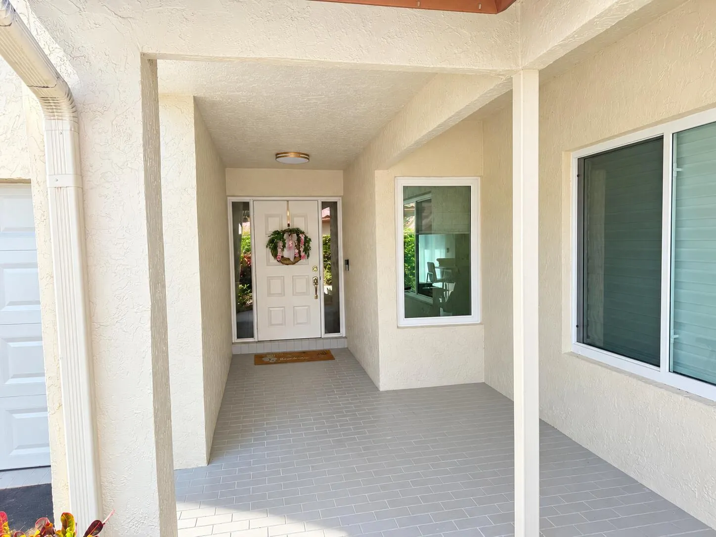 23379 Water Circle
