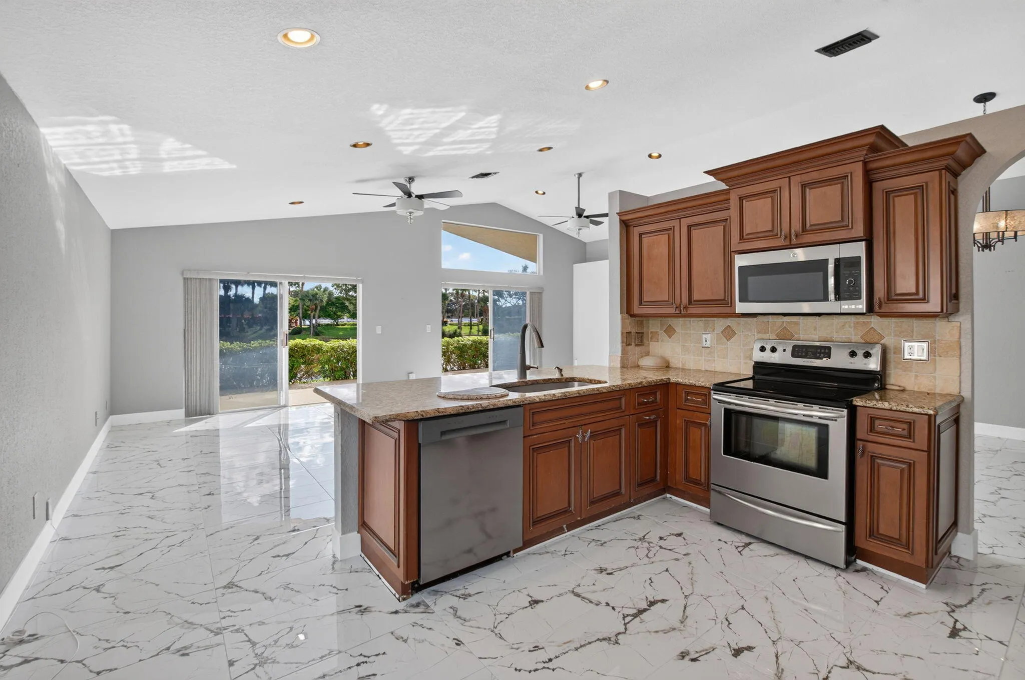 8186 White Rock Circle