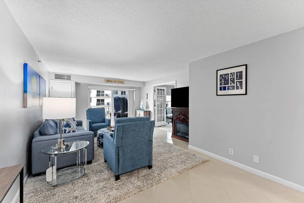 3215 S OCEAN Boulevard #407