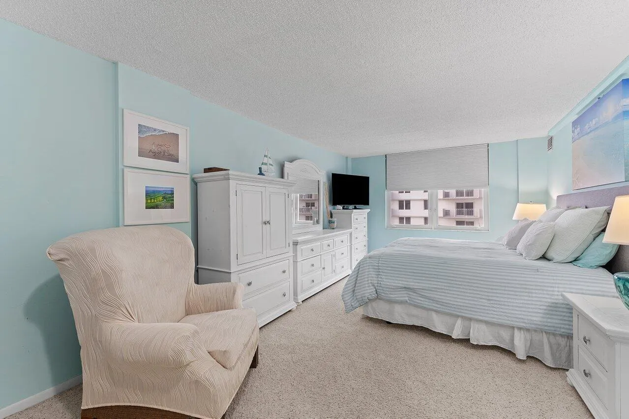 3215 S OCEAN Boulevard #407