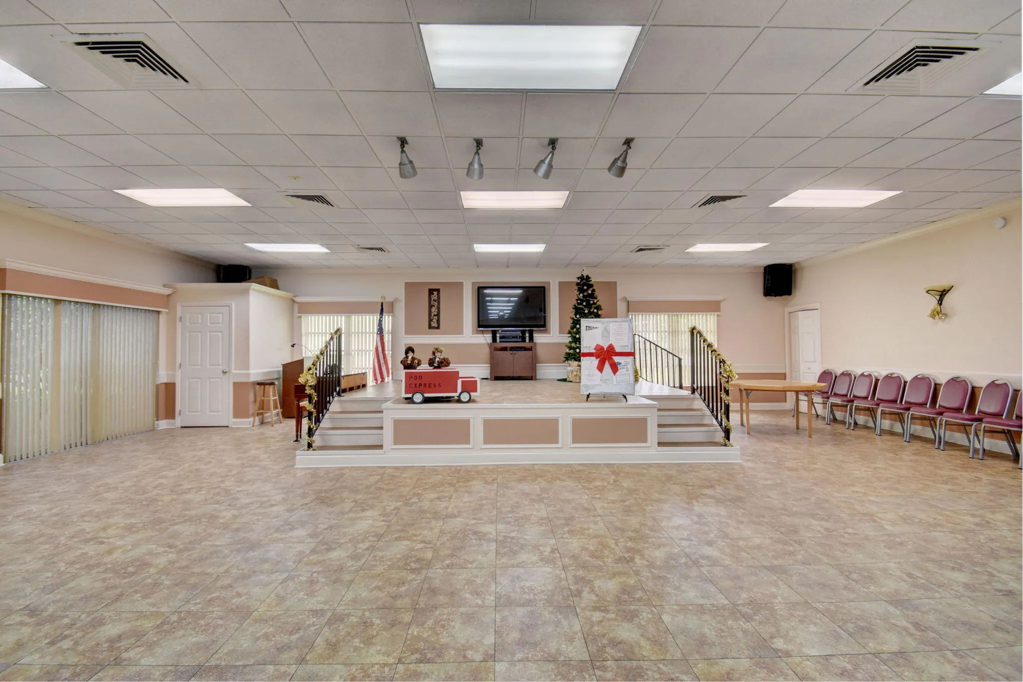 1120 Boxwood Drive