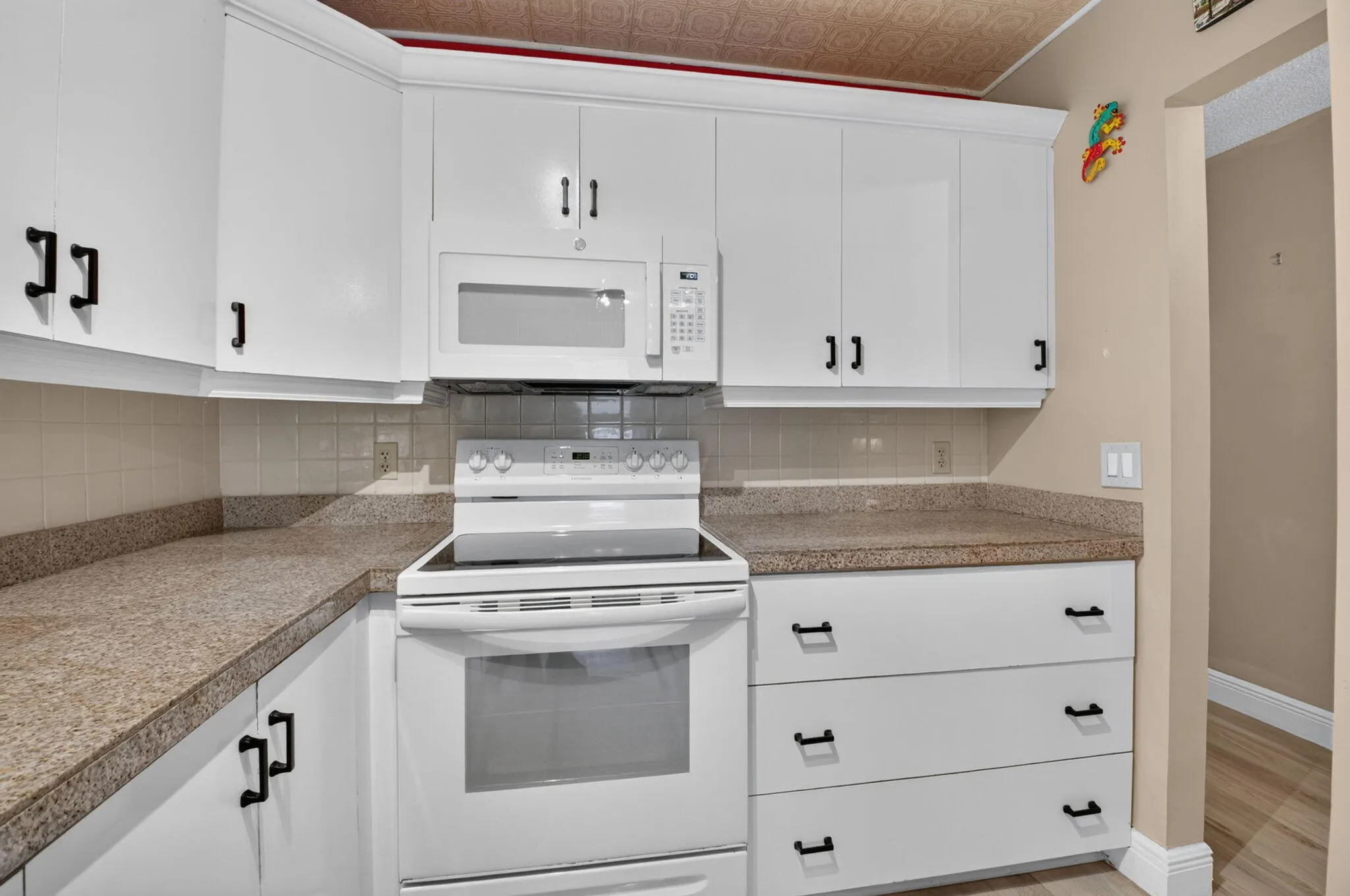 1120 Boxwood Drive