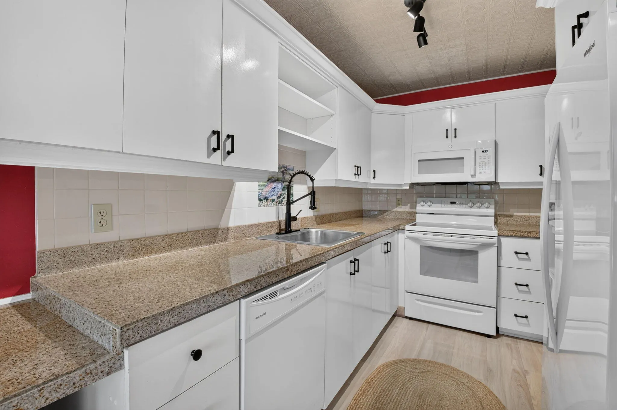 1120 Boxwood Drive