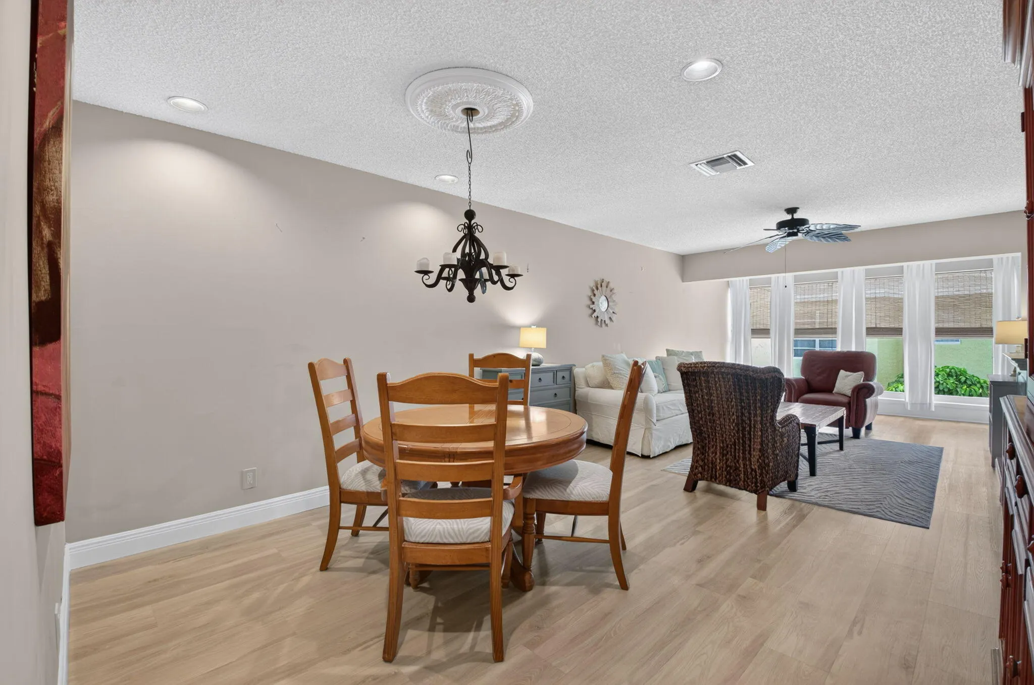 1120 Boxwood Drive