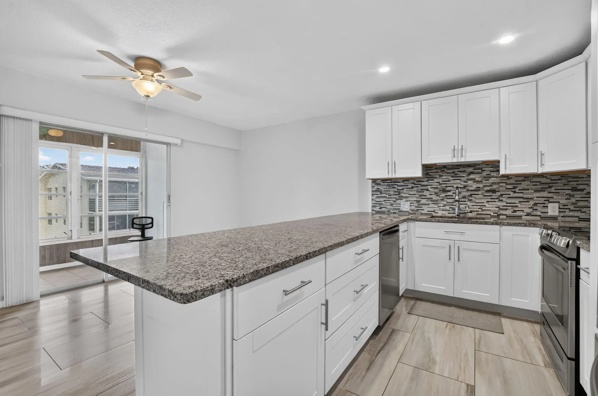 204 DORSET E