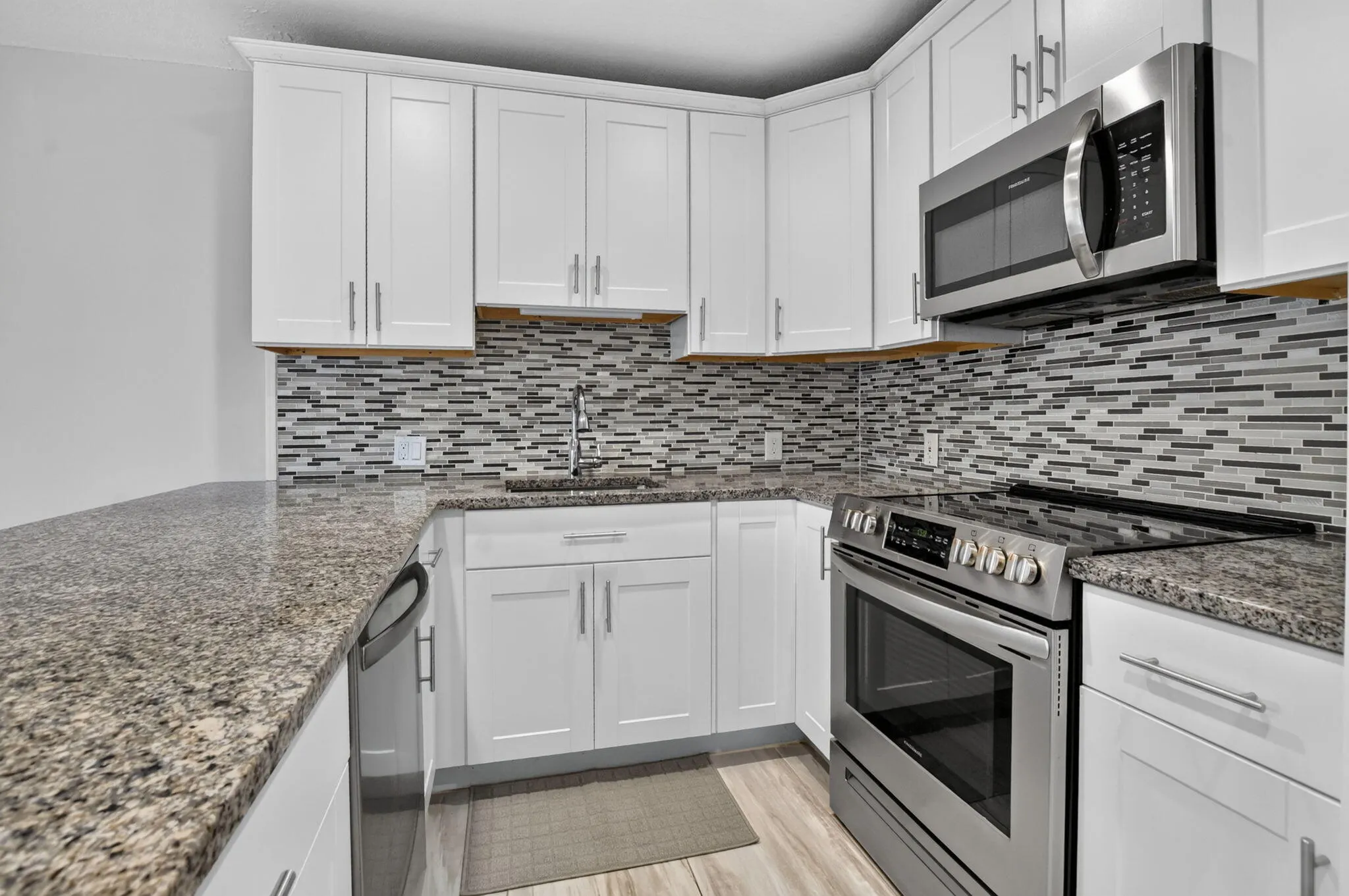 204 DORSET E