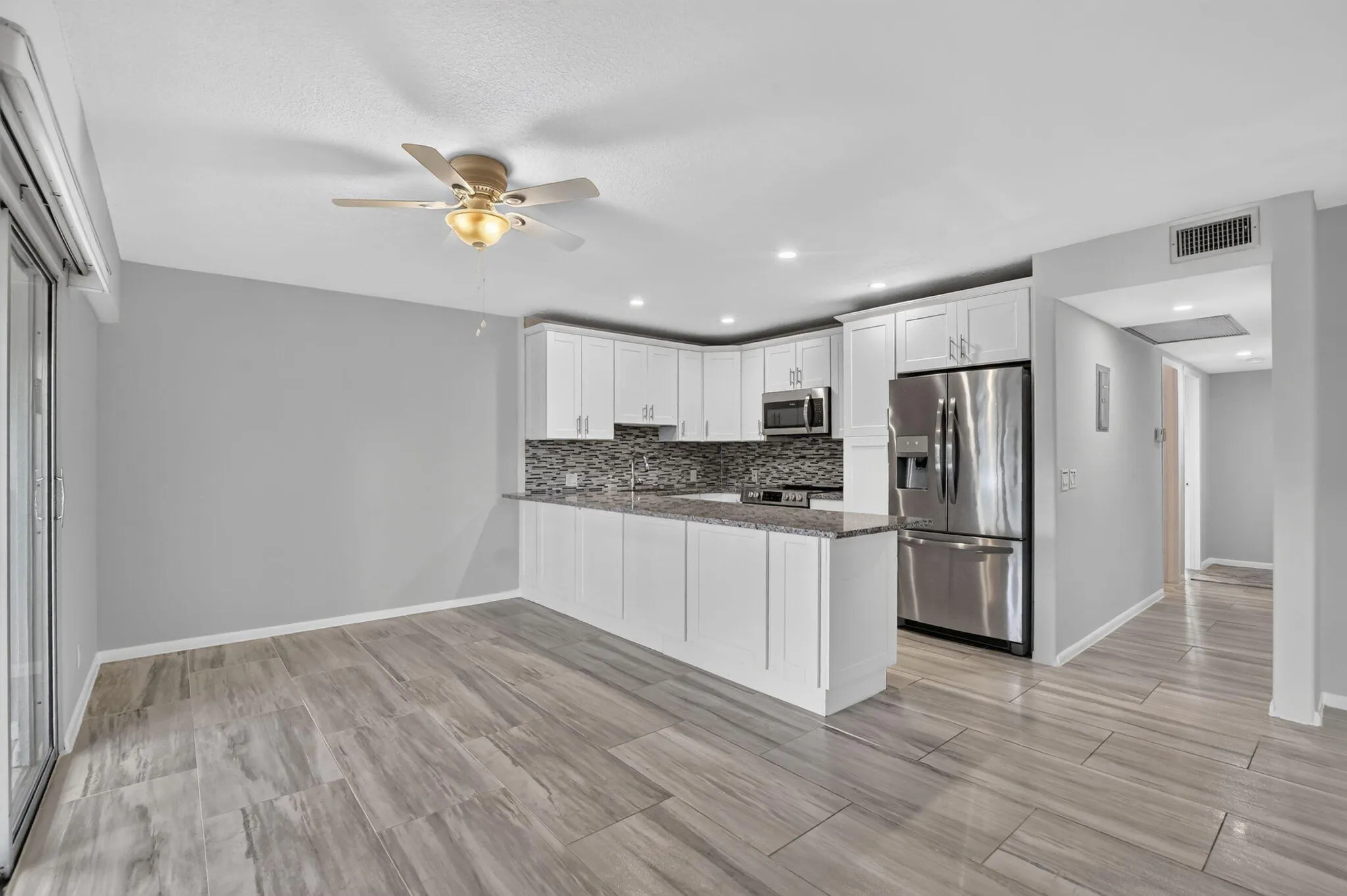 204 DORSET E