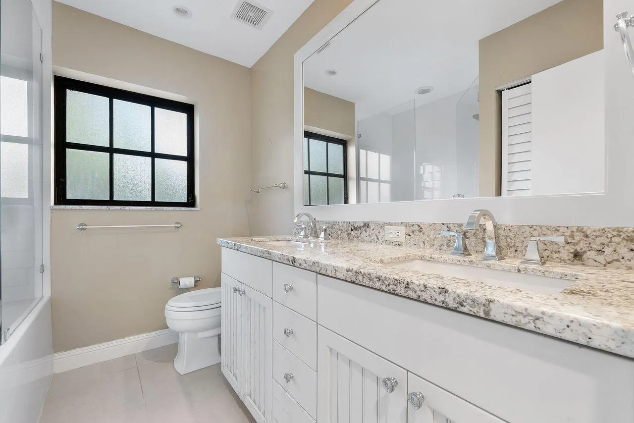 1350 W TERRA MAR Drive