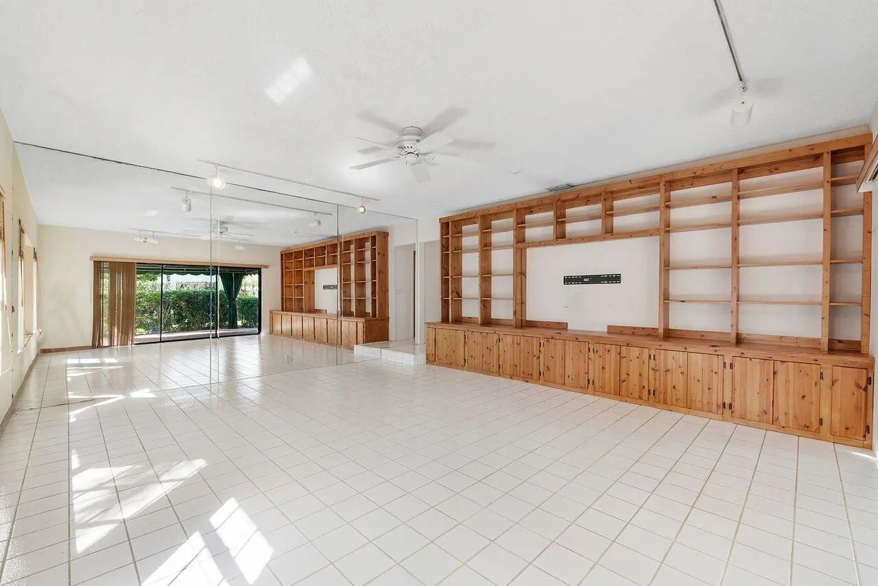1350 W TERRA MAR Drive