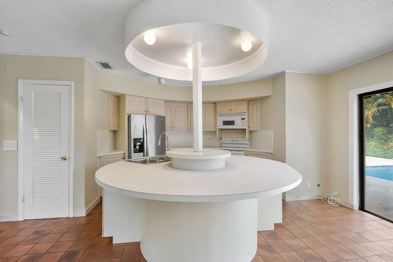 1350 W TERRA MAR Drive