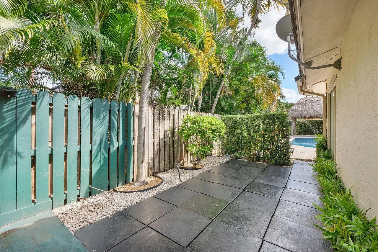1350 W TERRA MAR Drive