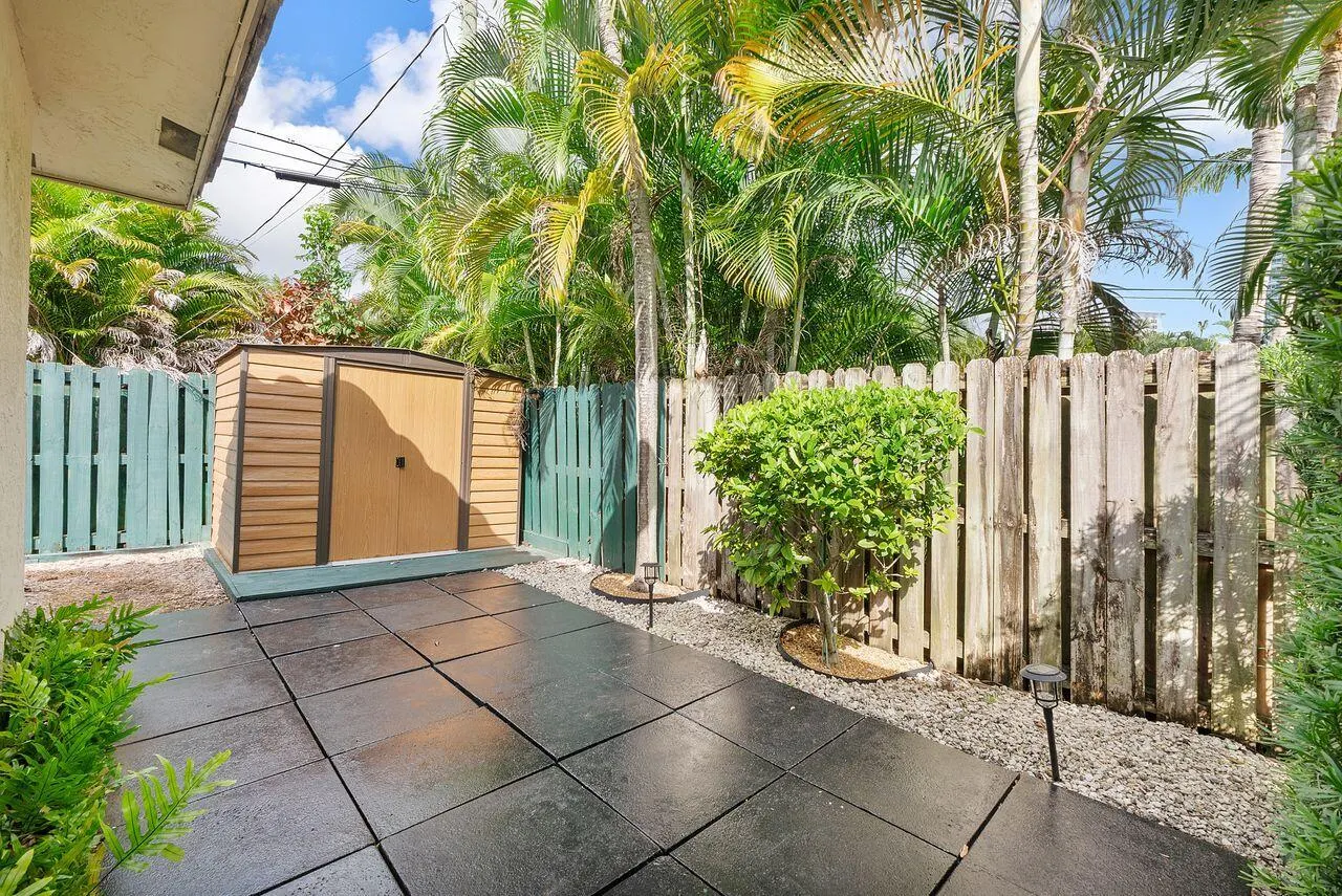 1350 W TERRA MAR Drive
