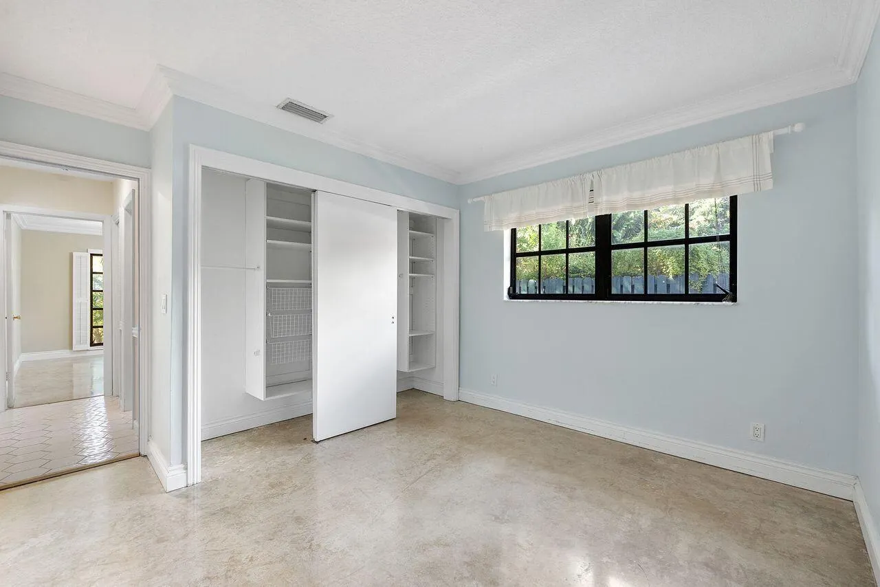 1350 W TERRA MAR Drive