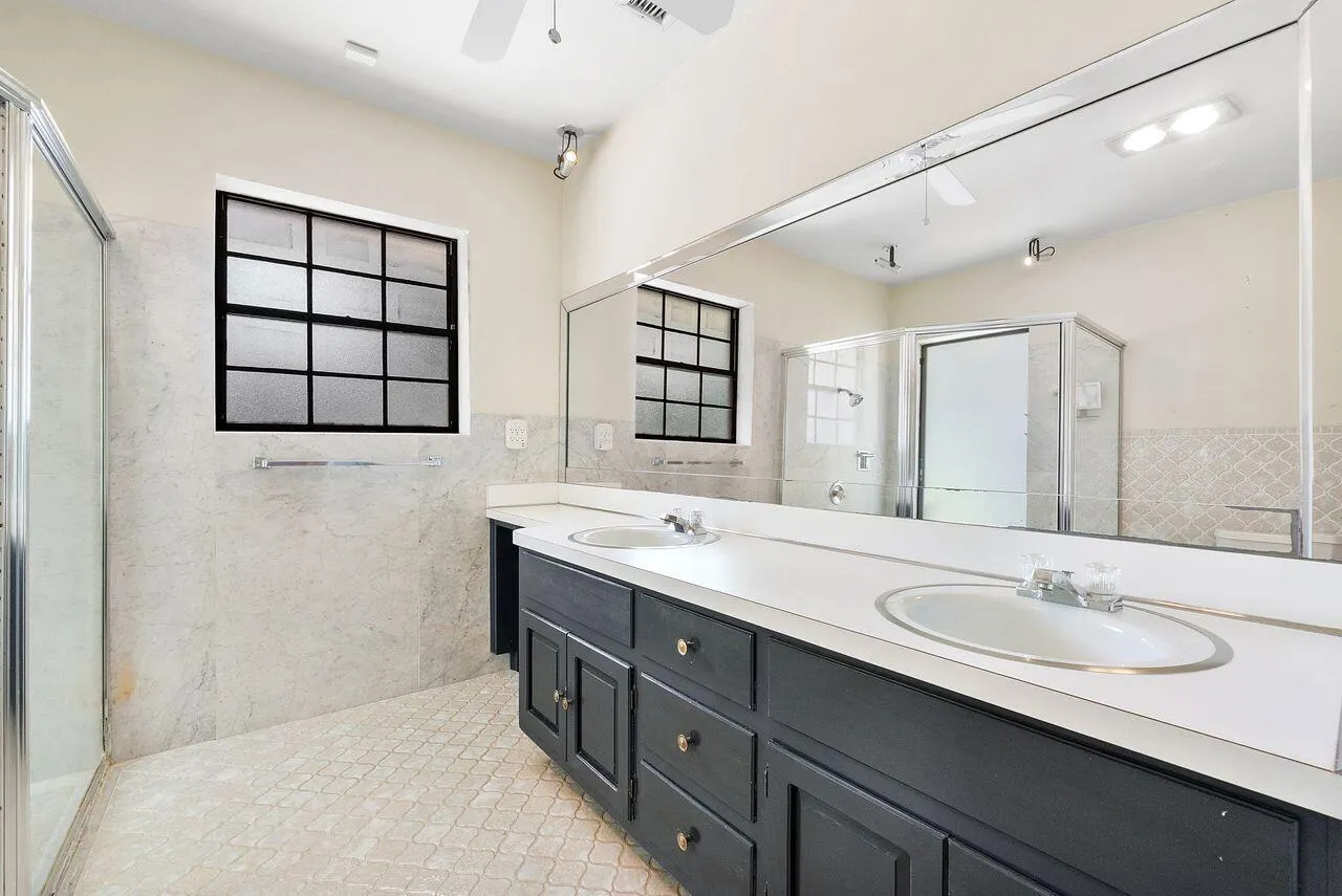 1350 W TERRA MAR Drive