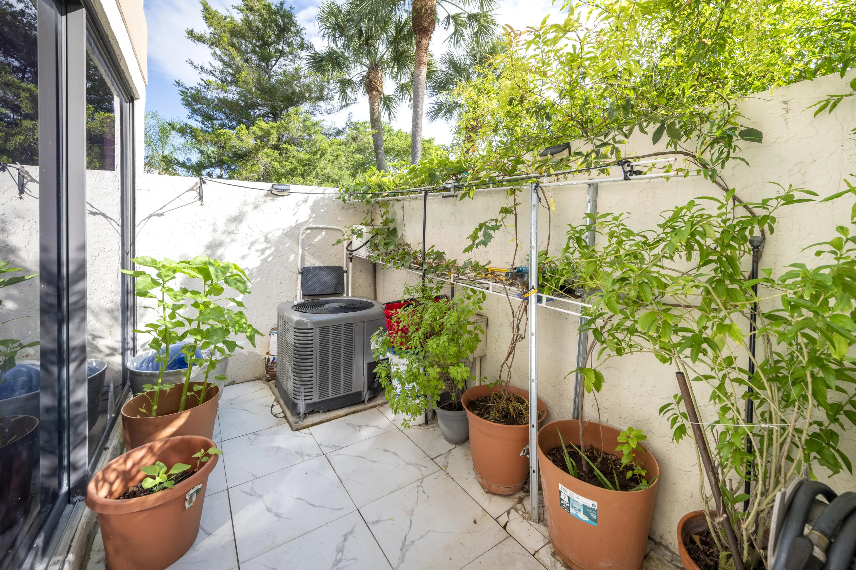 4421 SW 70TH Terrace