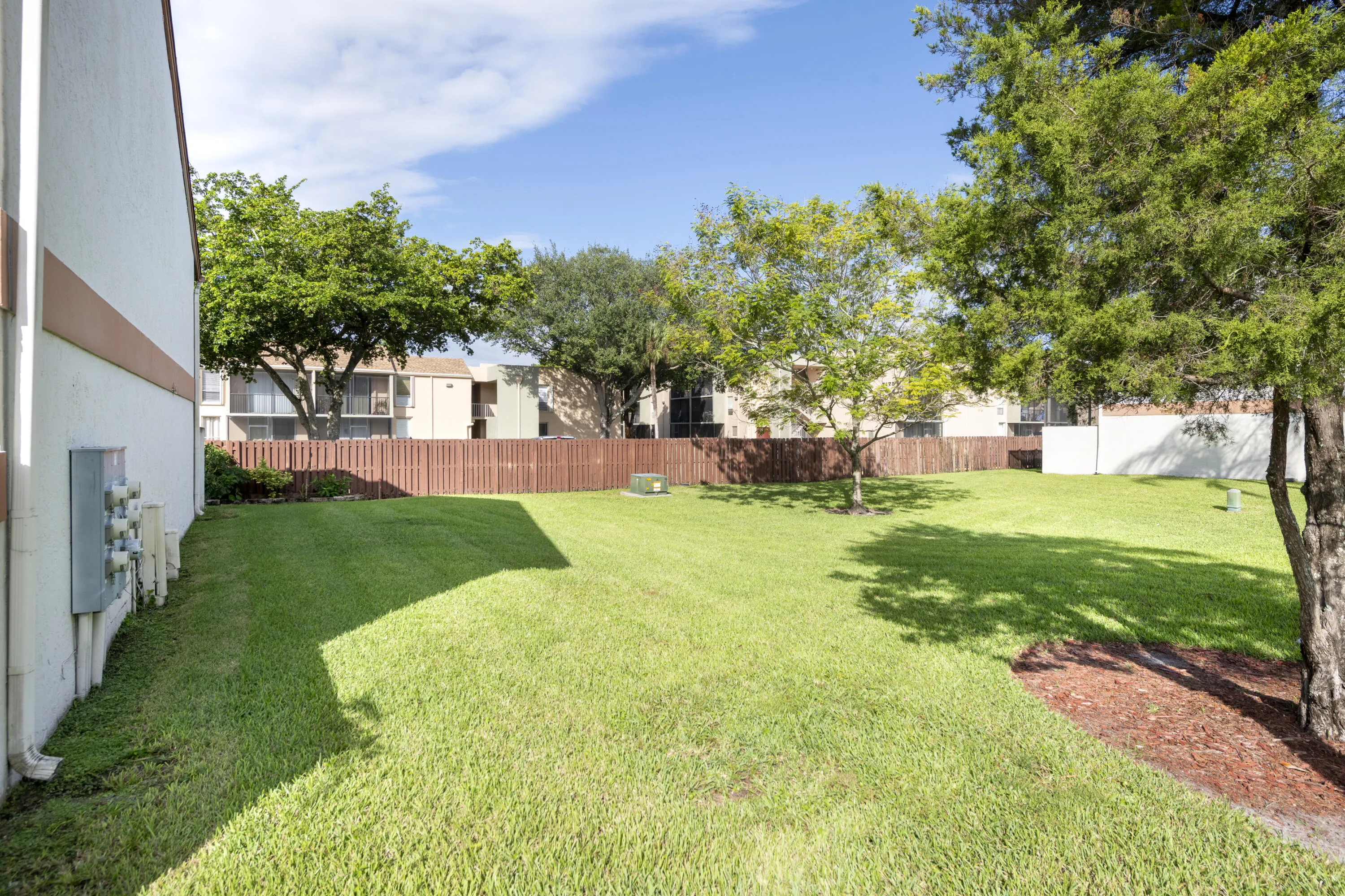 4421 SW 70TH Terrace
