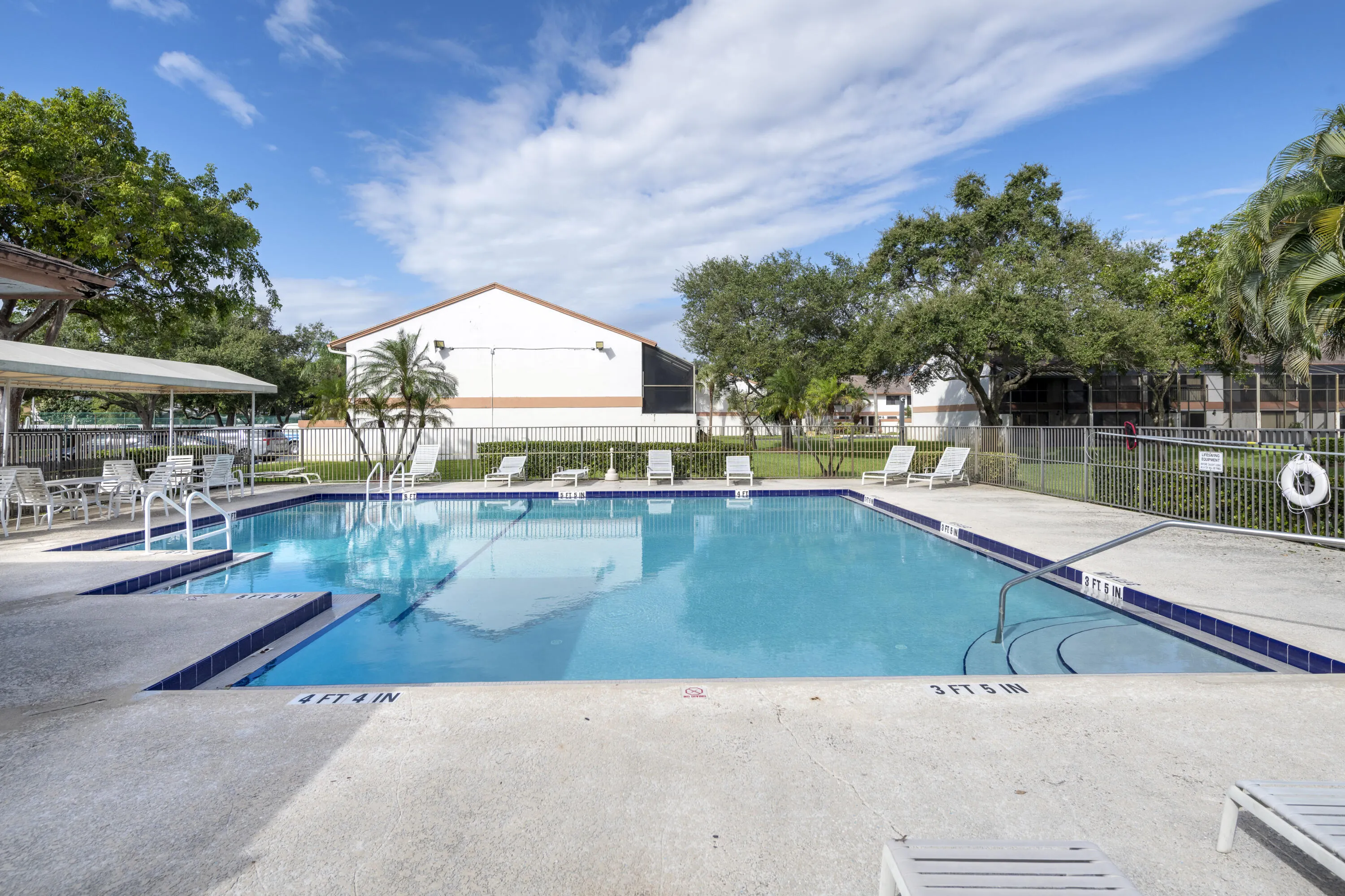 4421 SW 70TH Terrace