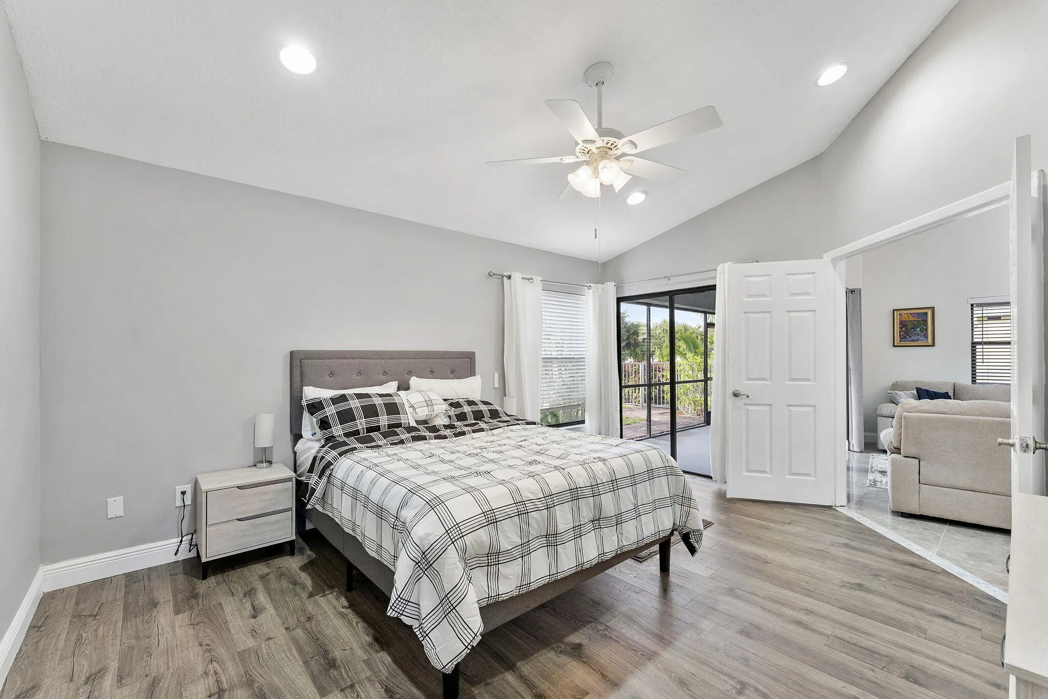 8103 COVINGTON Court
