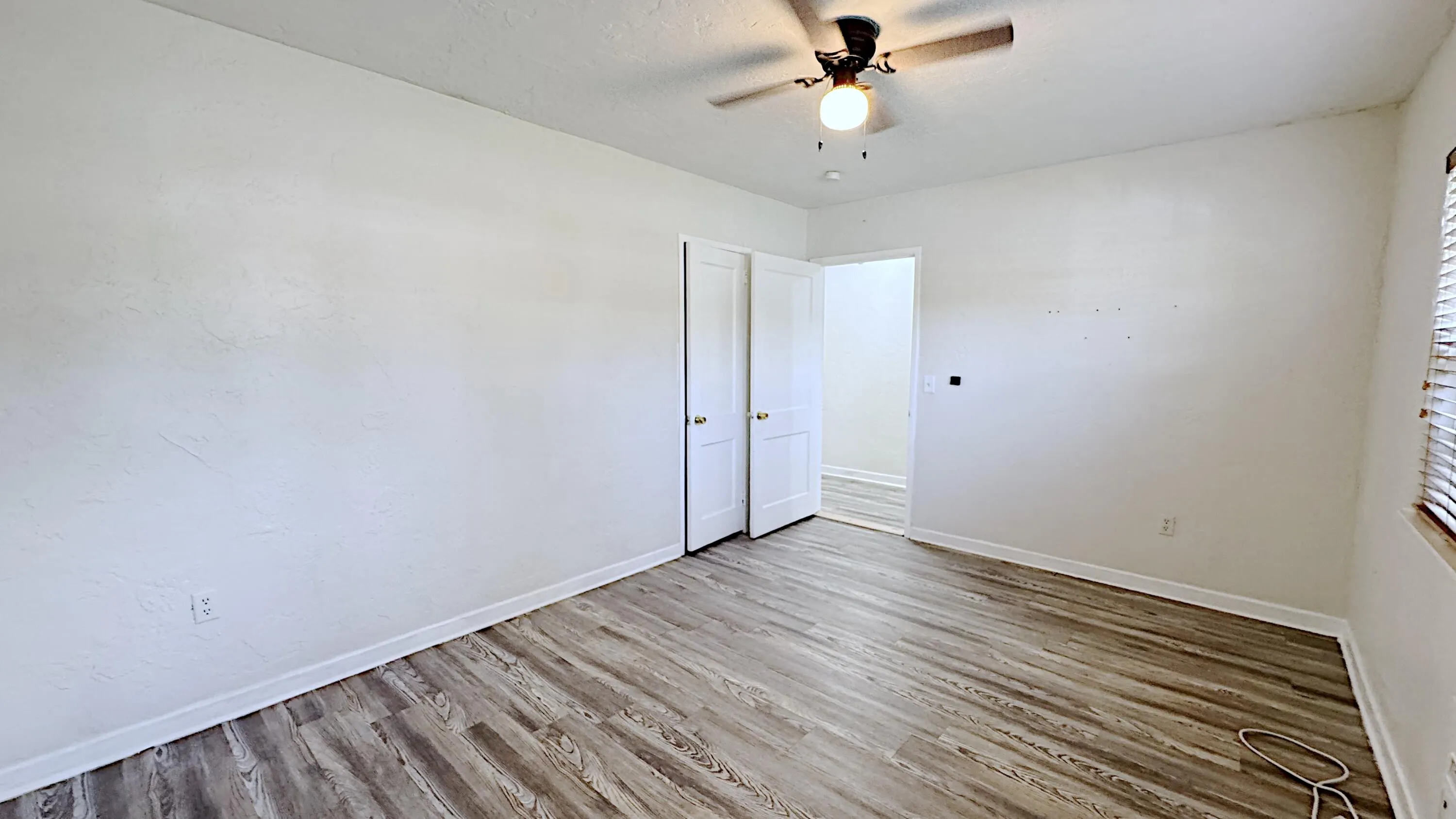 213 SW 3RD Place