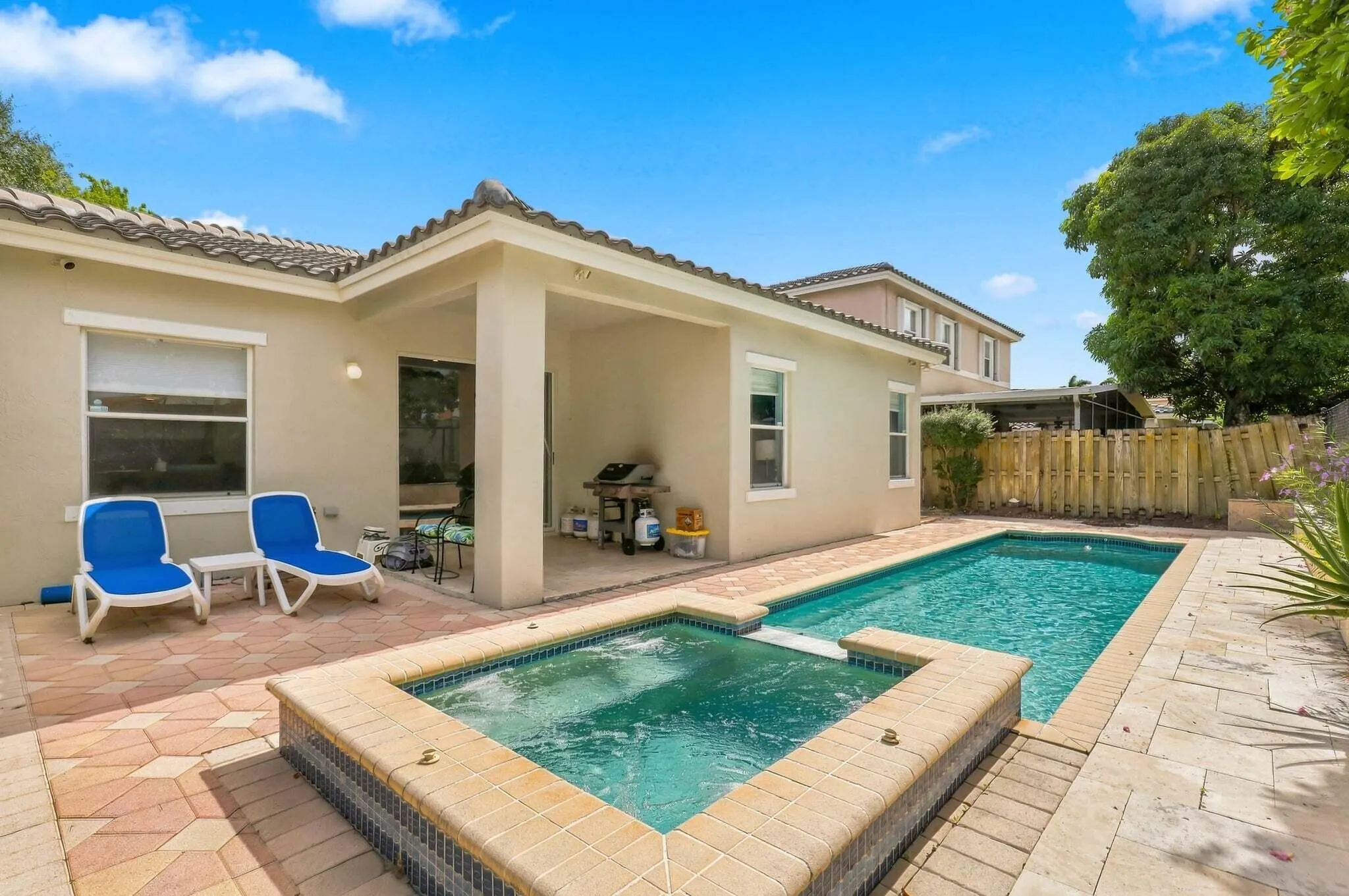 4365 NW 45TH Terrace
