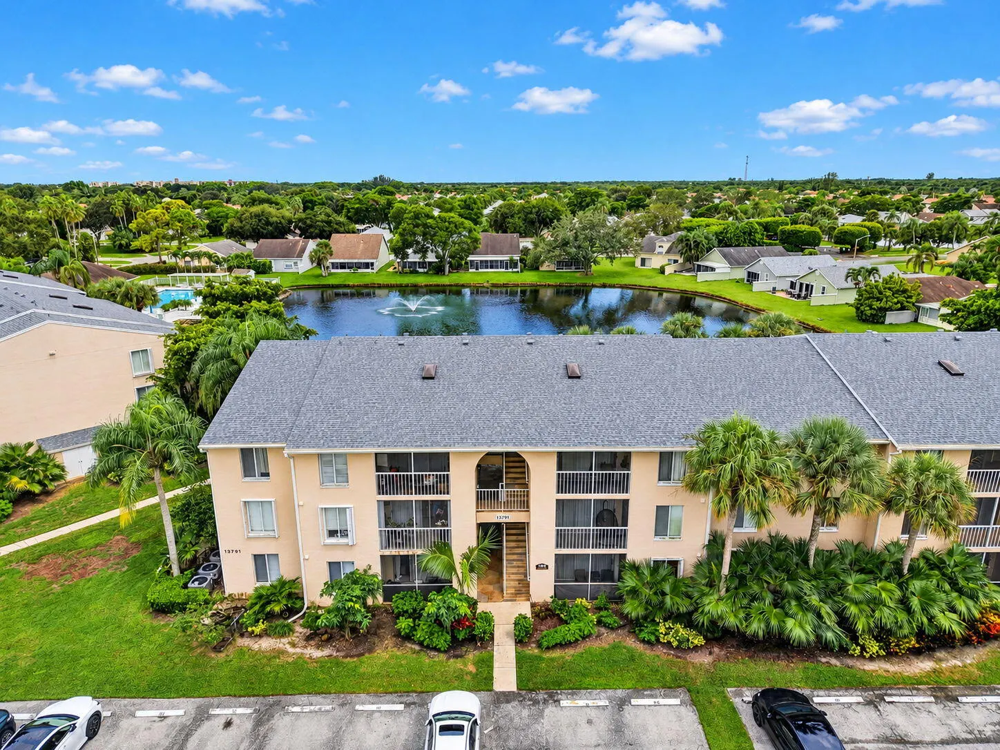 13791 ONEIDA Drive #E2