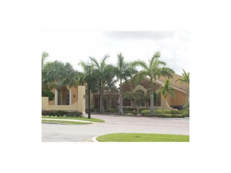 1570 NE 33 Road #201