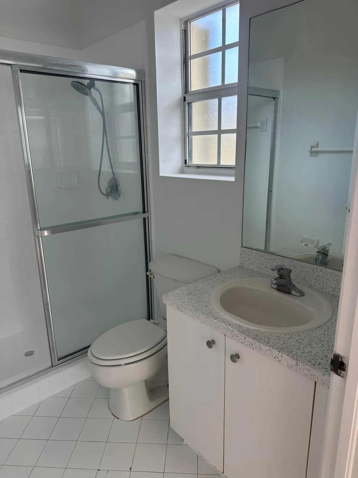 1570 NE 33 Road #201