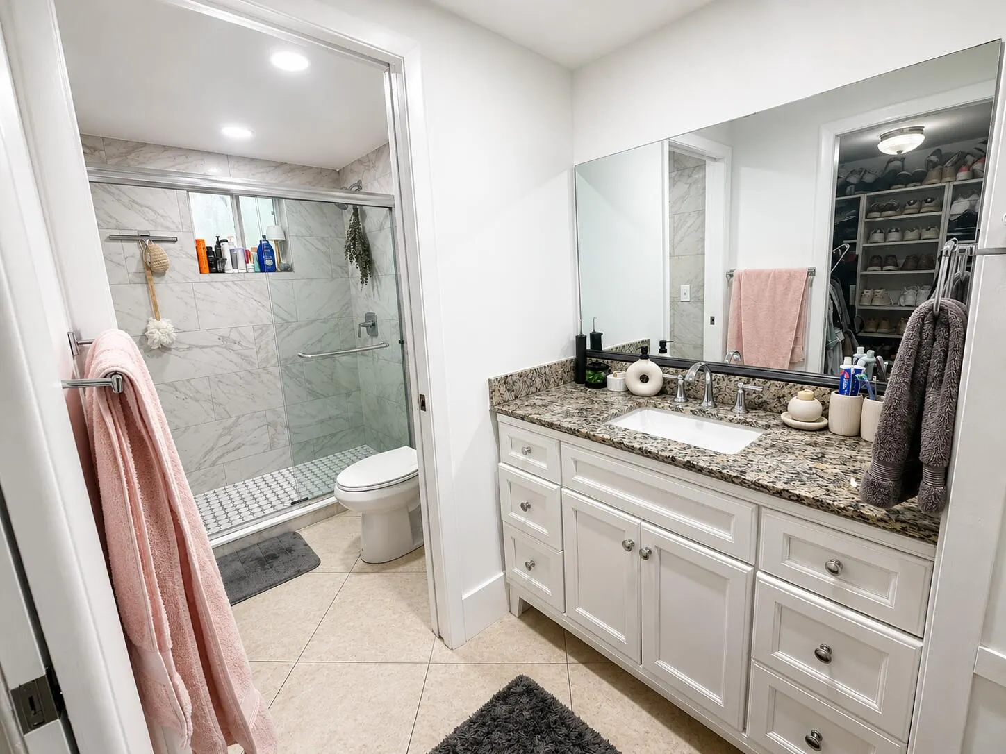 5160 LAS VERDES Circle #204