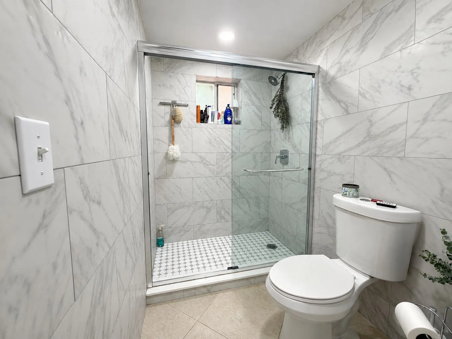 5160 LAS VERDES Circle #204