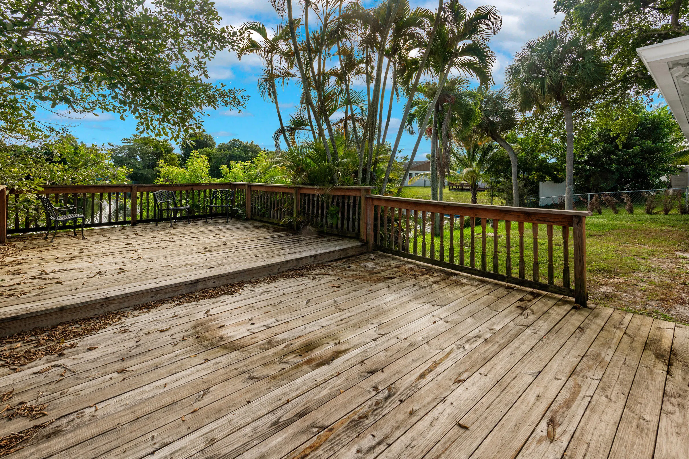 288 NW 39th Way