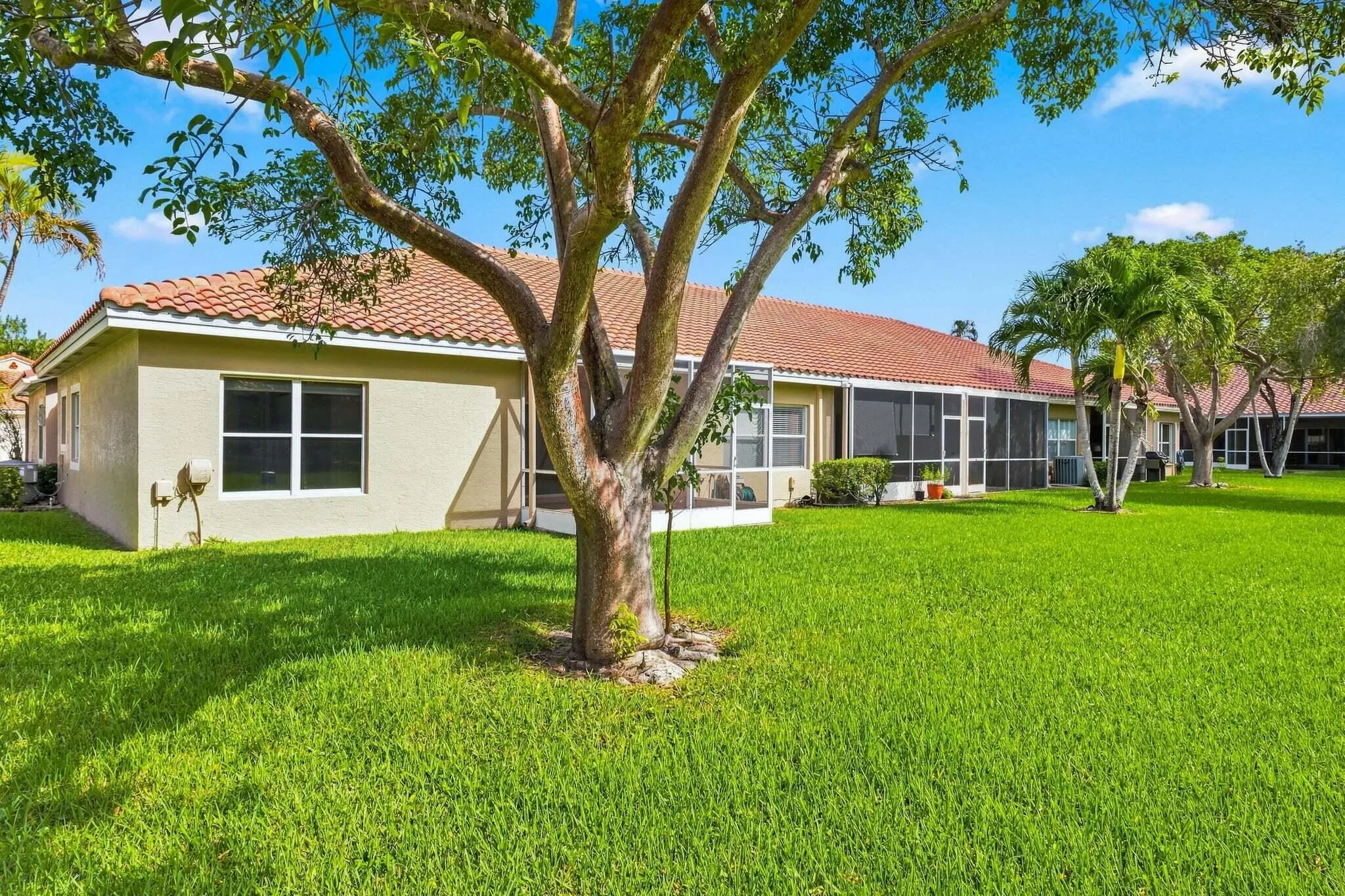 6276 LONG KEY Lane