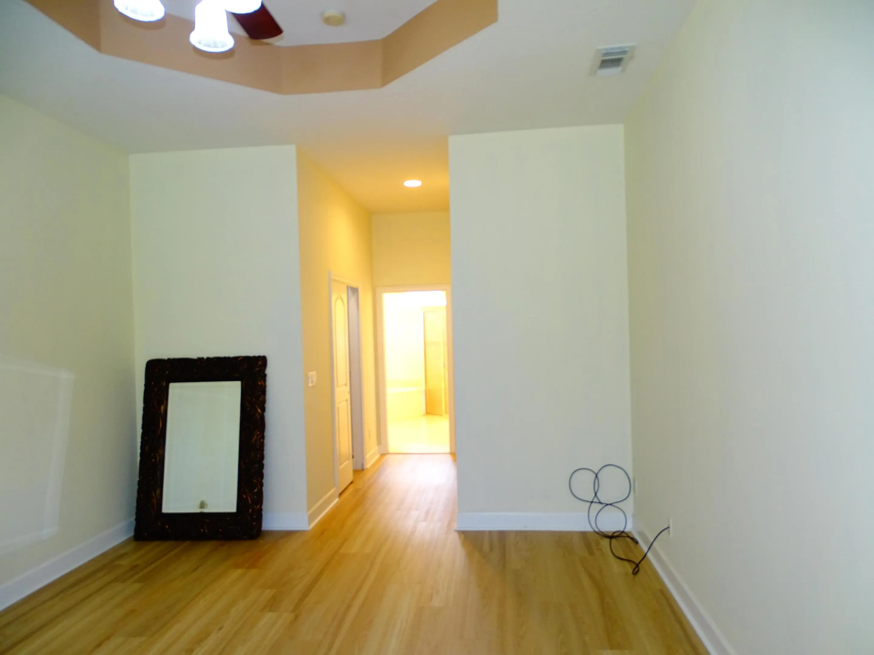 854 SW SAINT TROPEZ Court