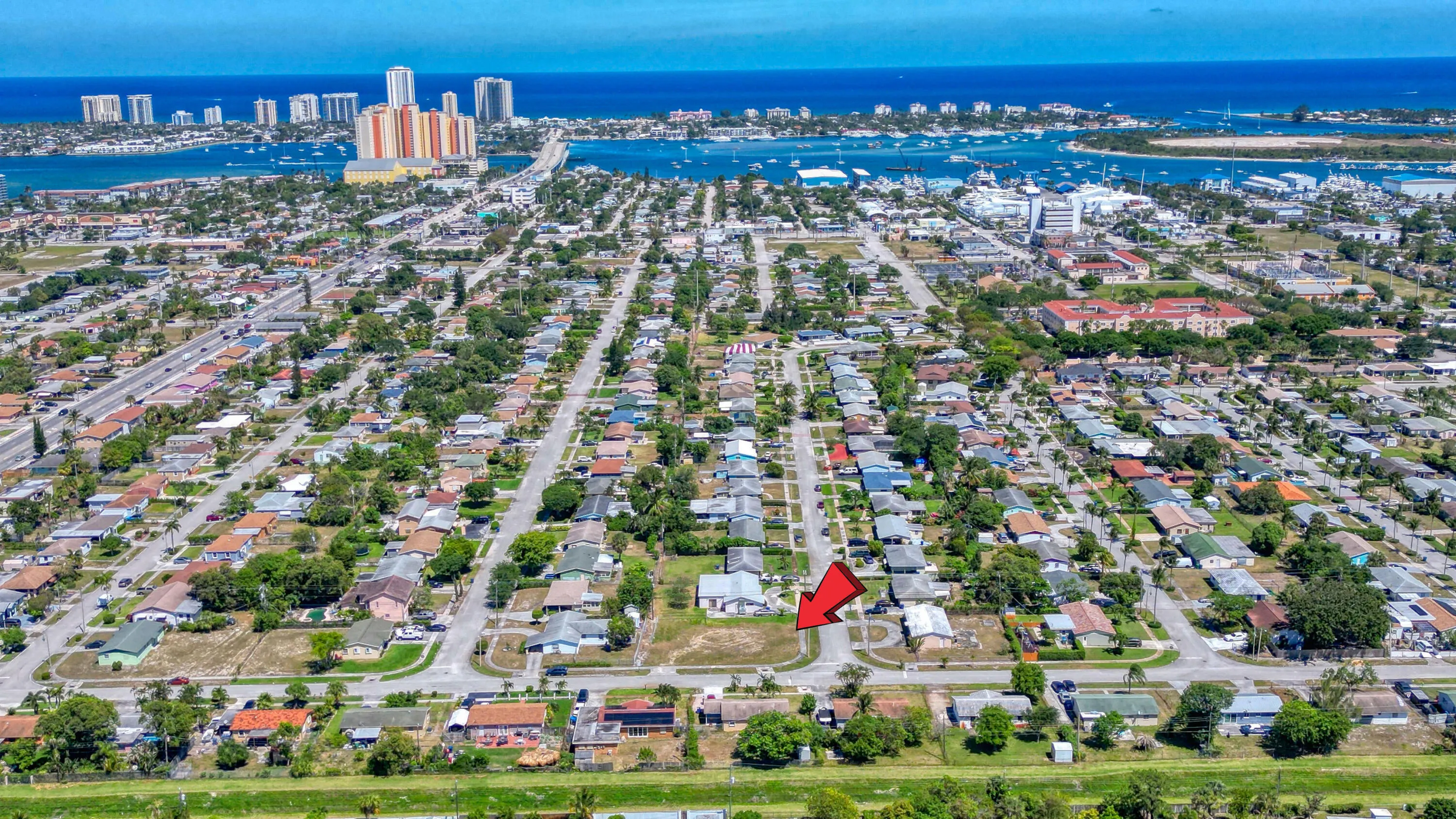398 W 23rd Street