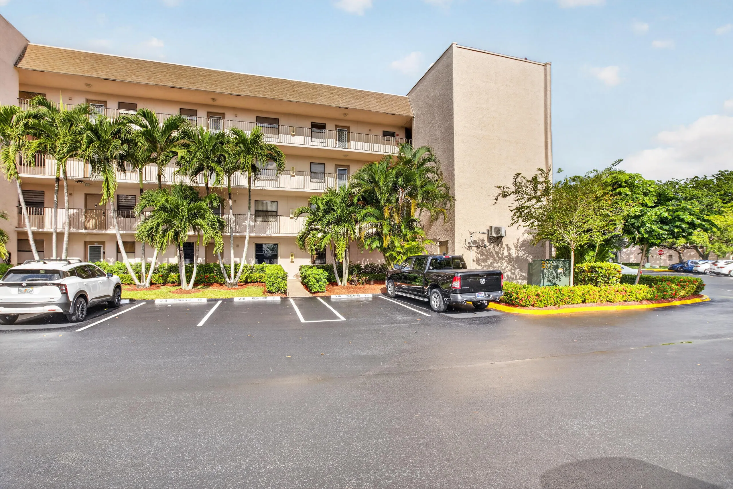 2793 NW 104TH Avenue #105