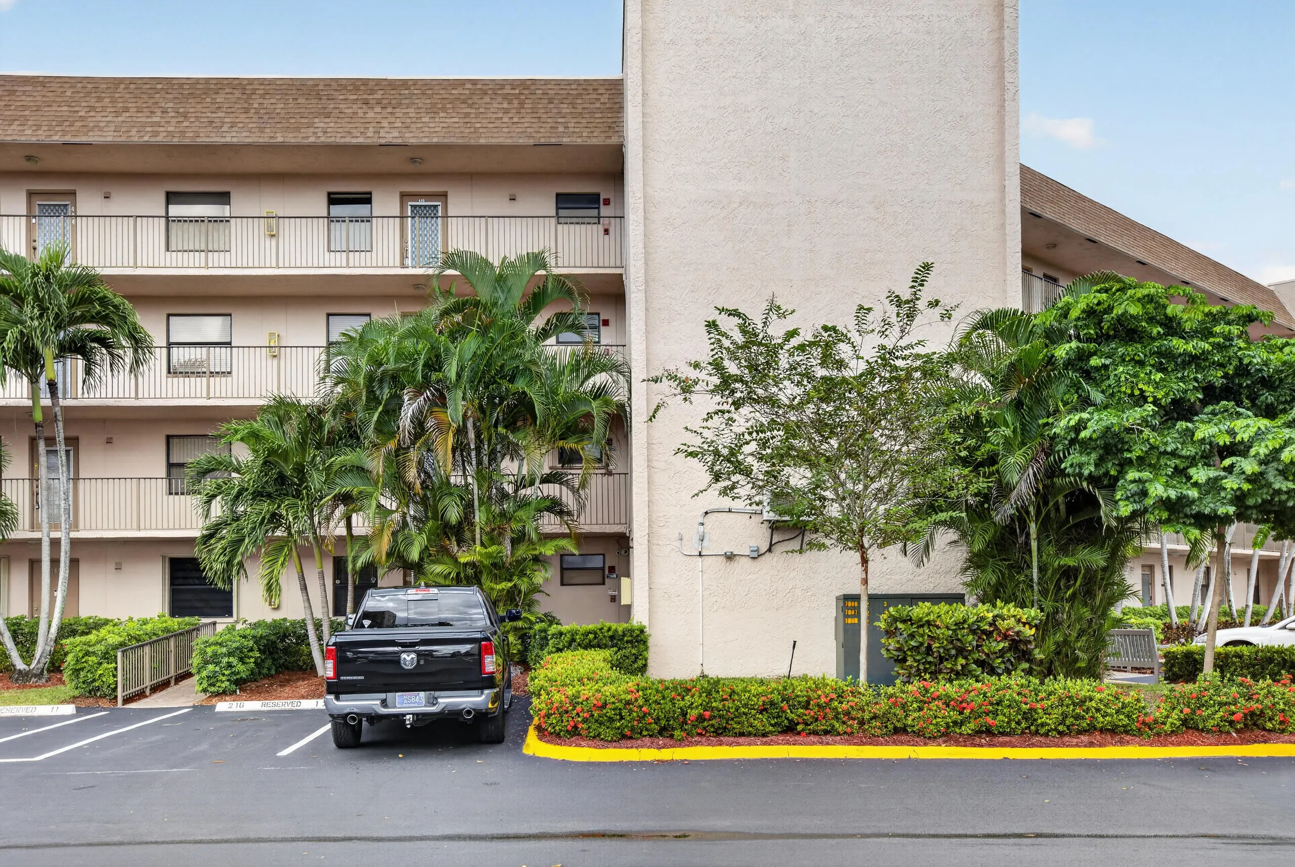 2793 NW 104TH Avenue #105