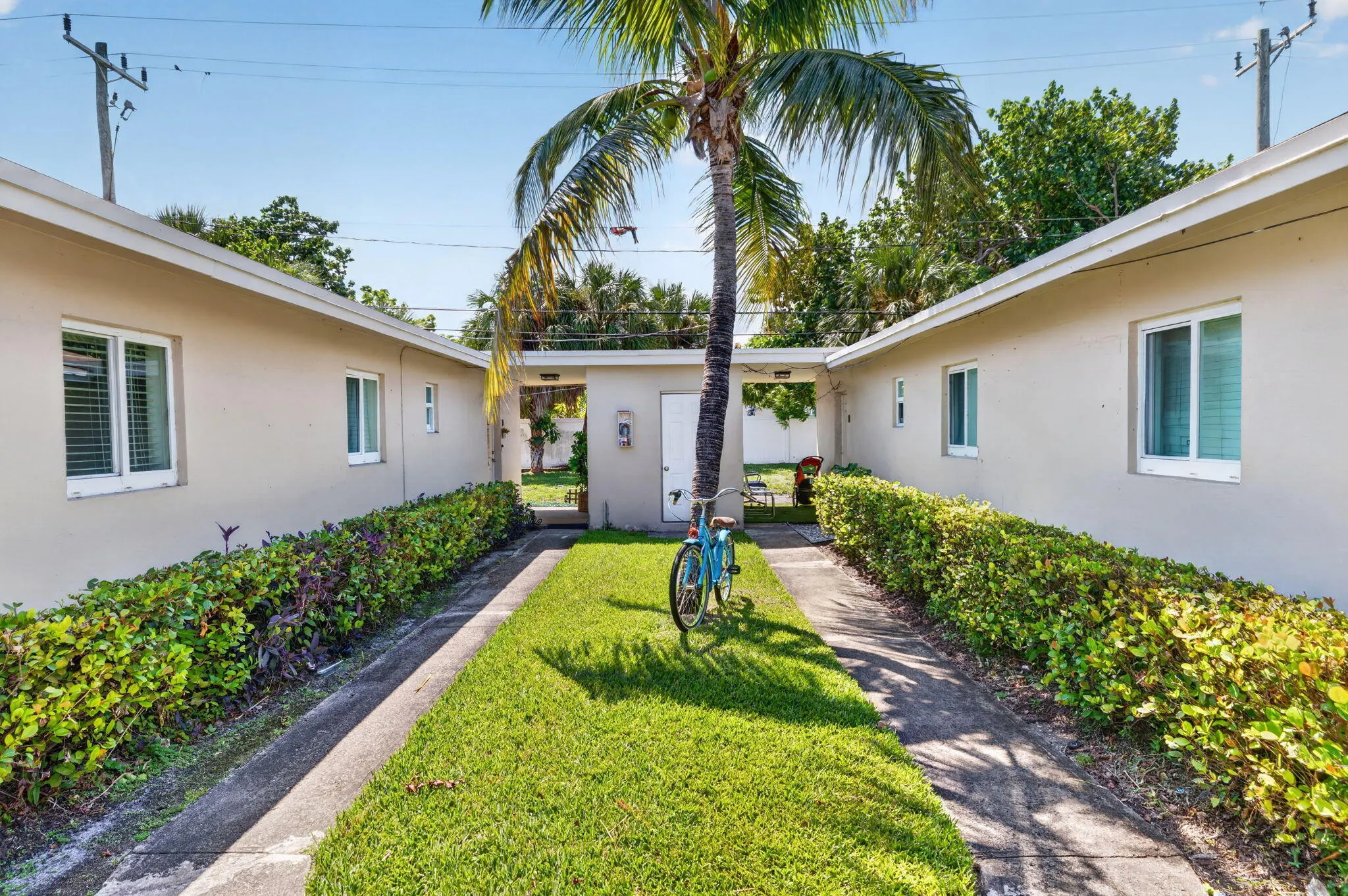3121 NE 7th Avenue #C