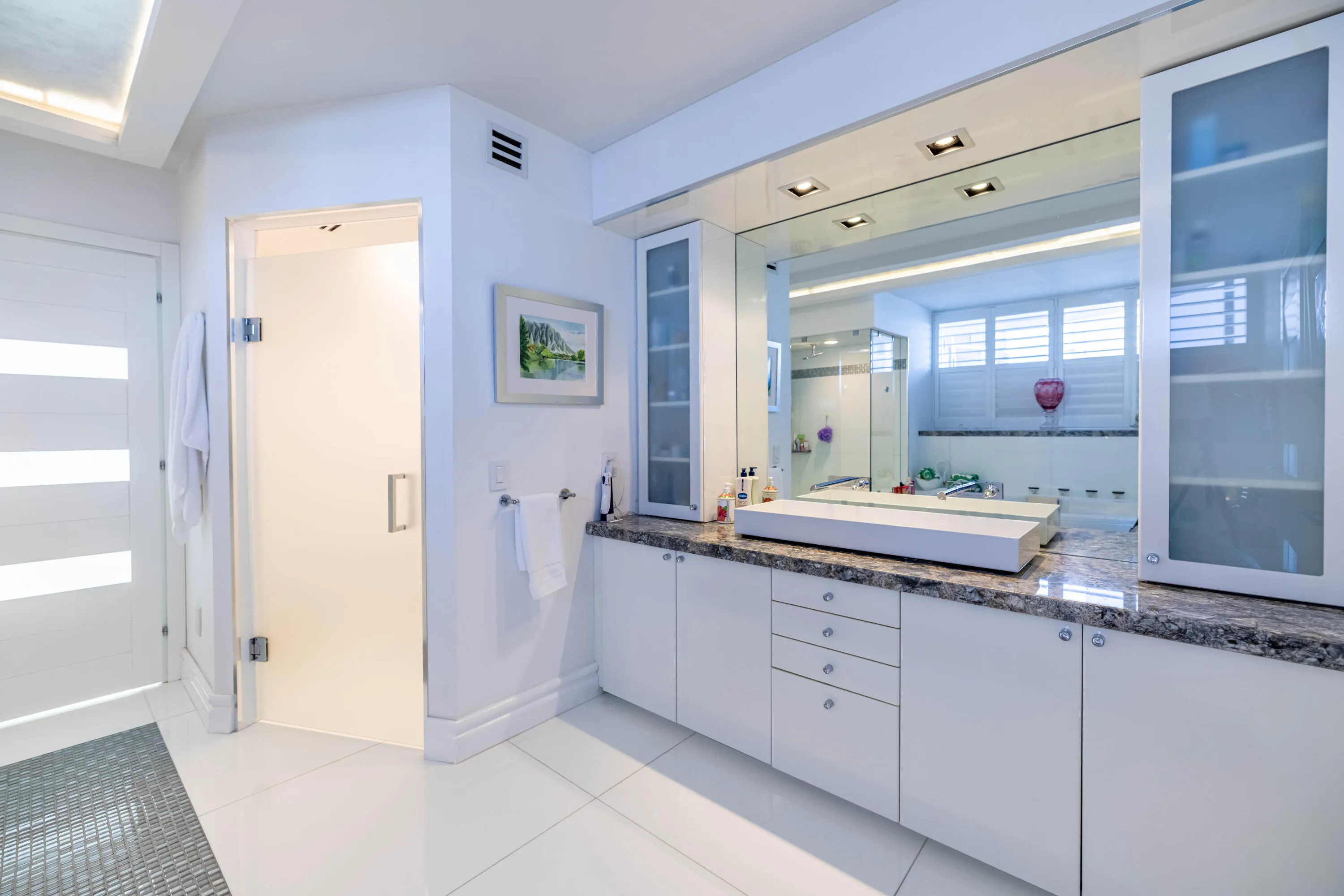 17555 COLLINS Avenue #2305