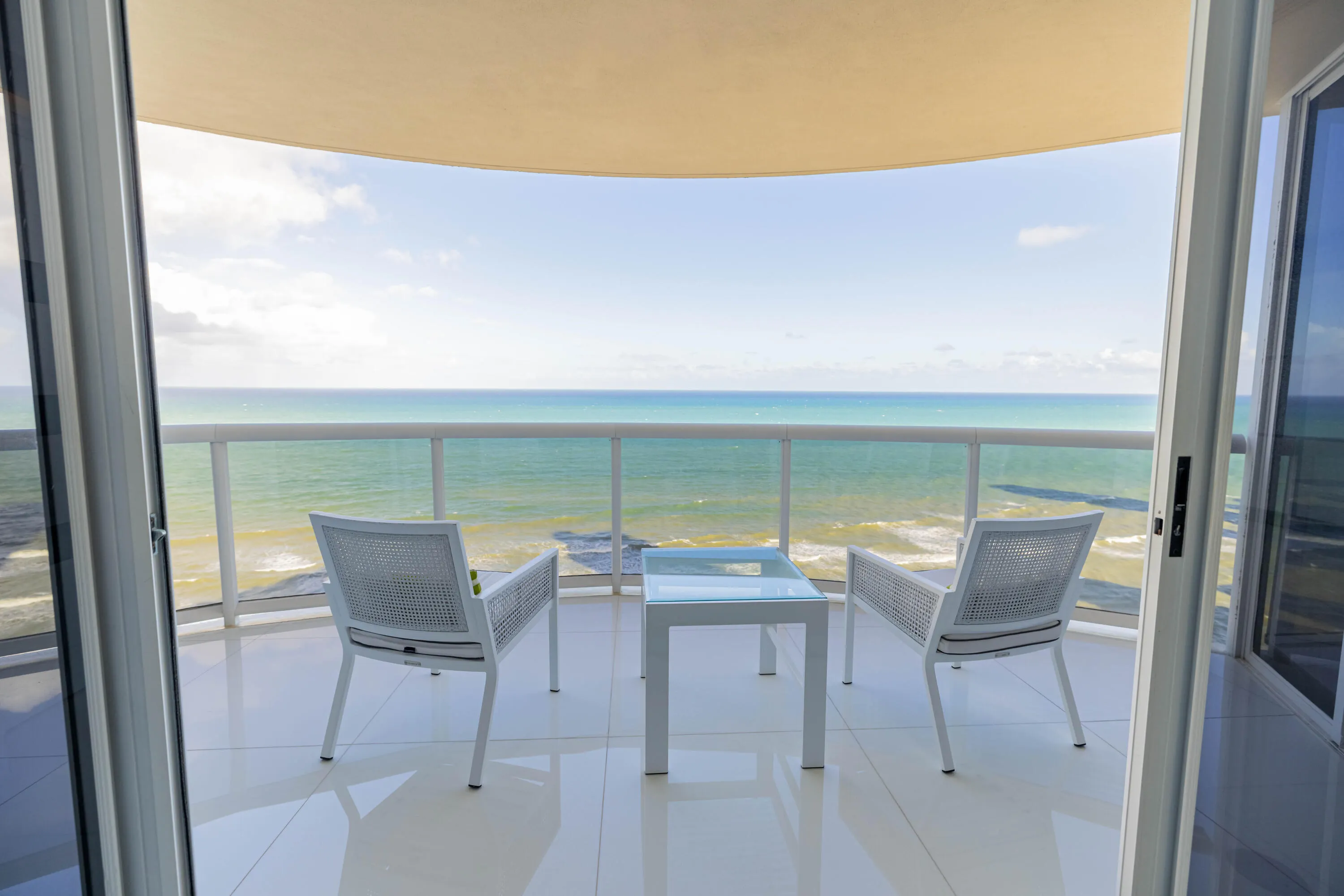 17555 COLLINS Avenue #2305