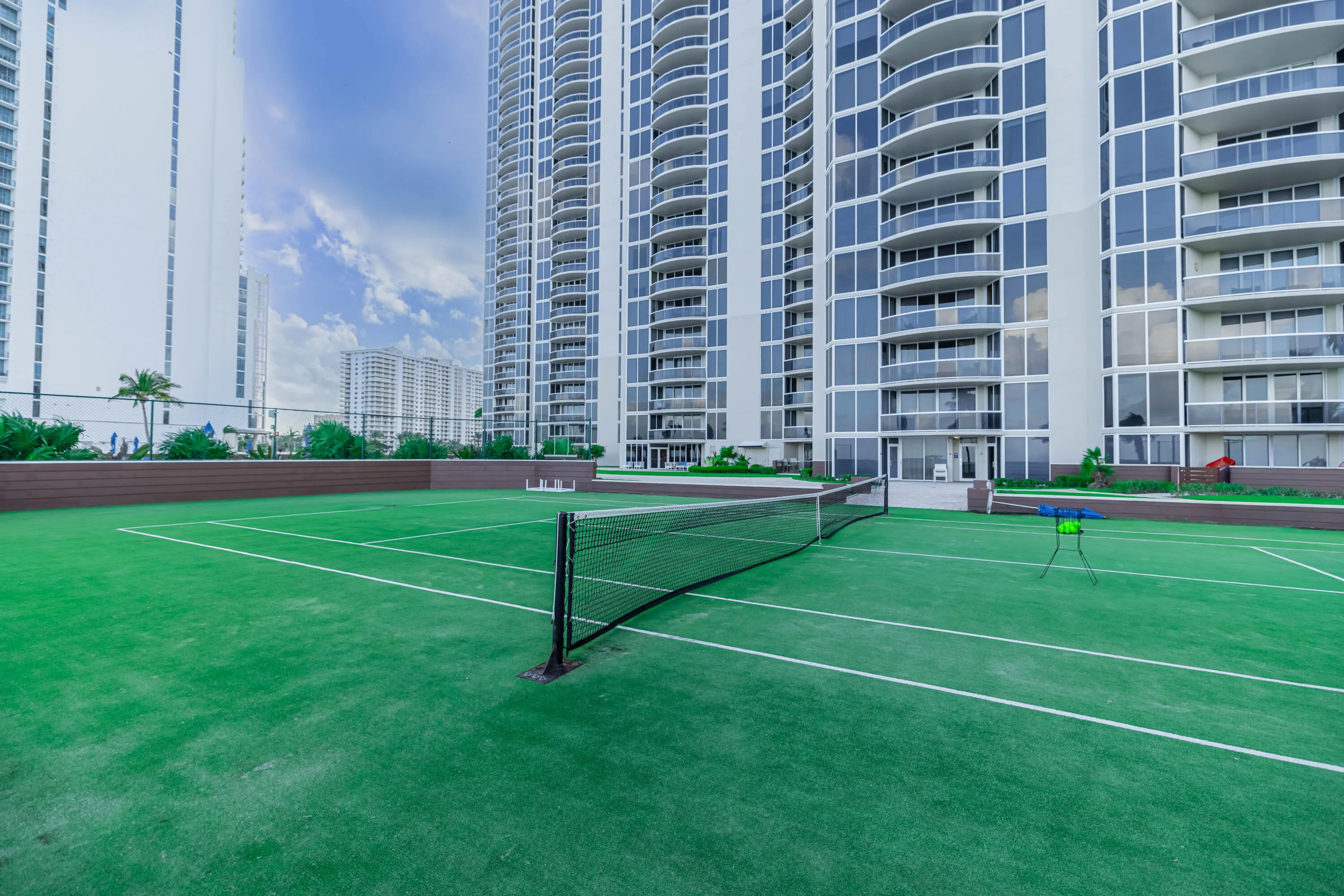 17555 COLLINS Avenue #2305