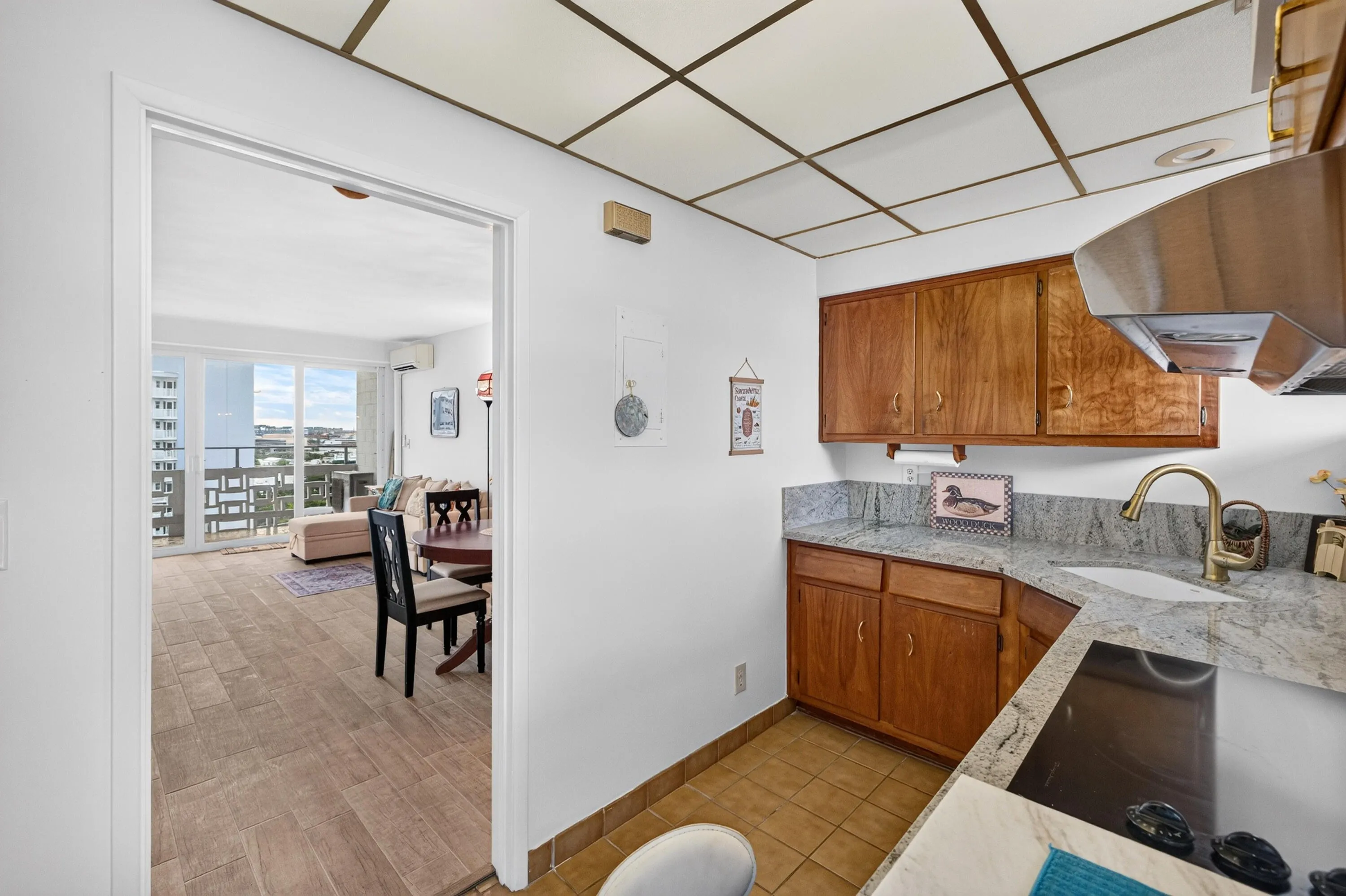 1900 S OCEAN Drive #1503