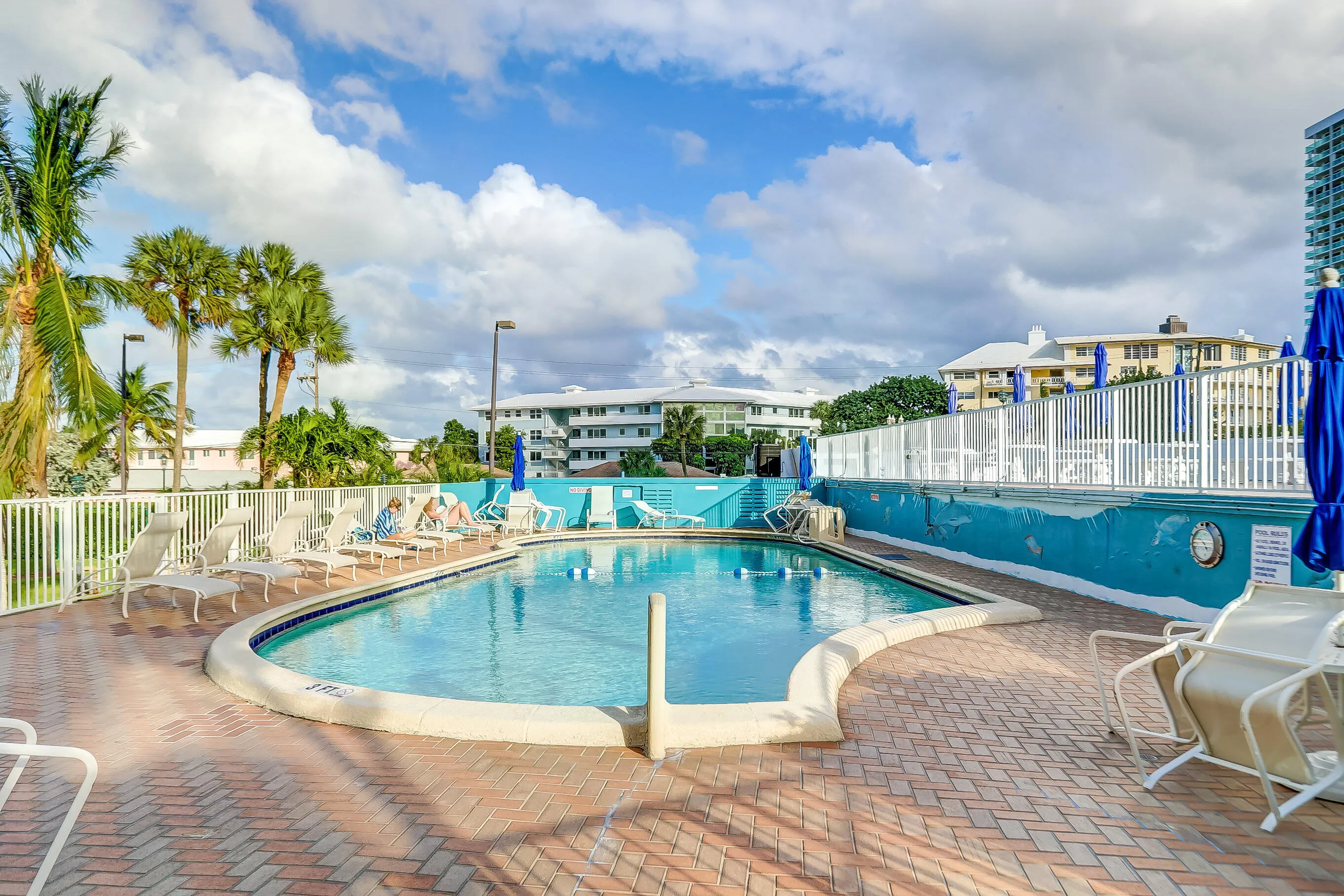 1900 S OCEAN Drive #1503