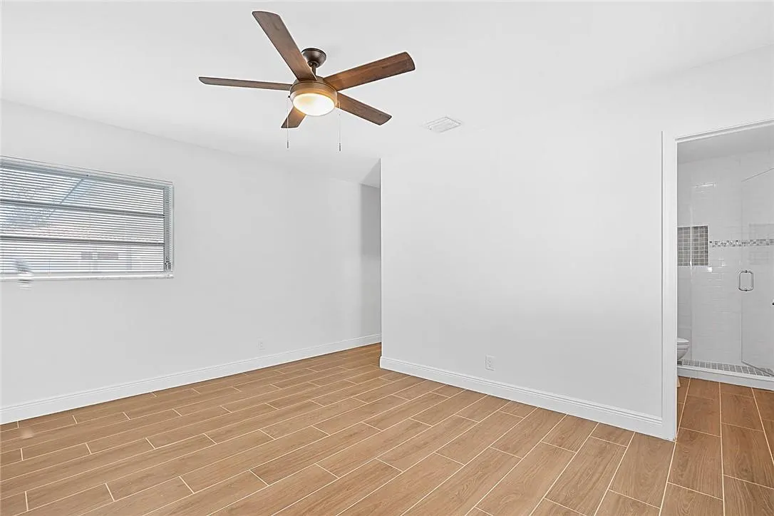 807 NW 7TH Street
