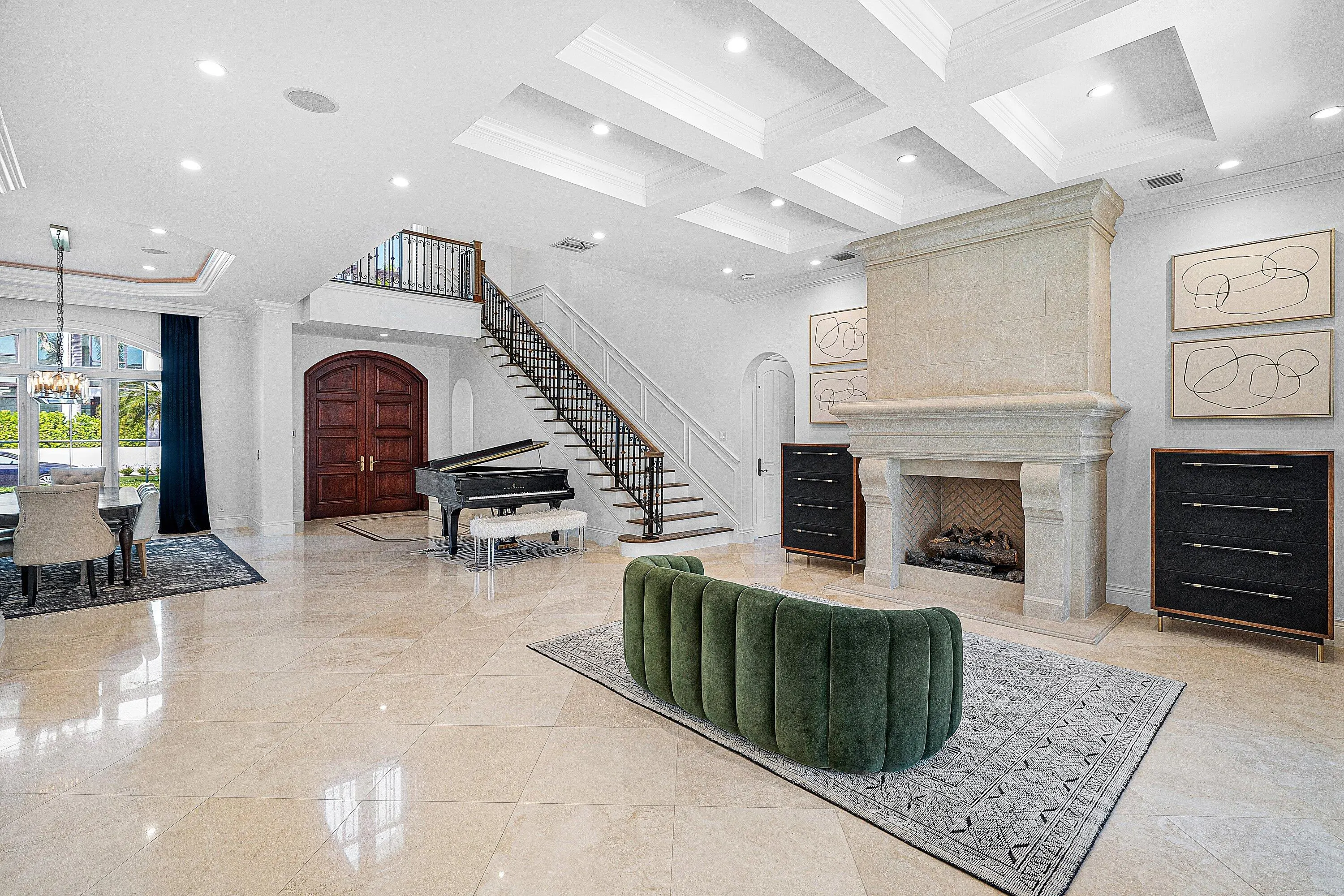 540 GOLDEN HARBOUR Drive