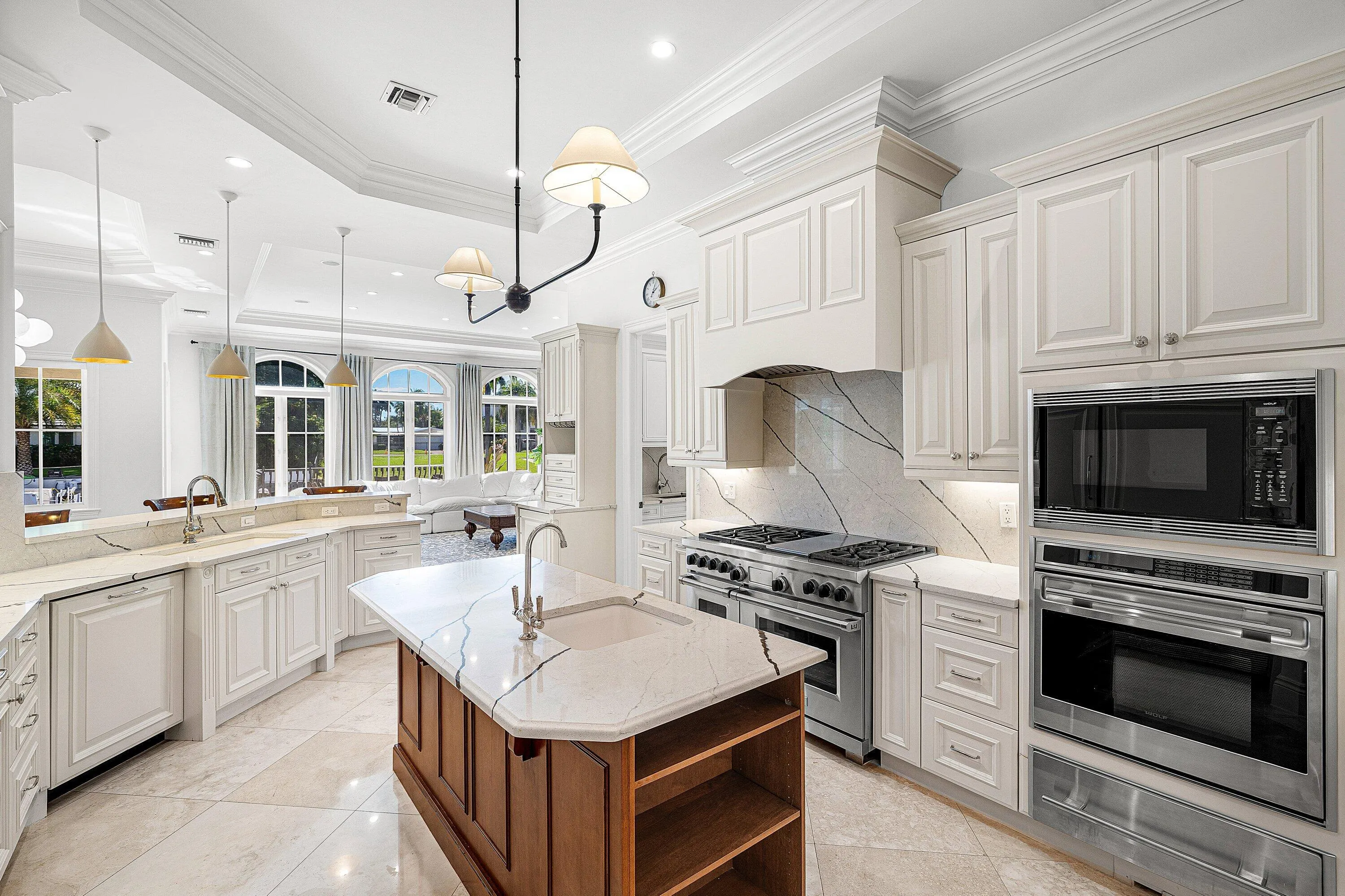 540 GOLDEN HARBOUR Drive