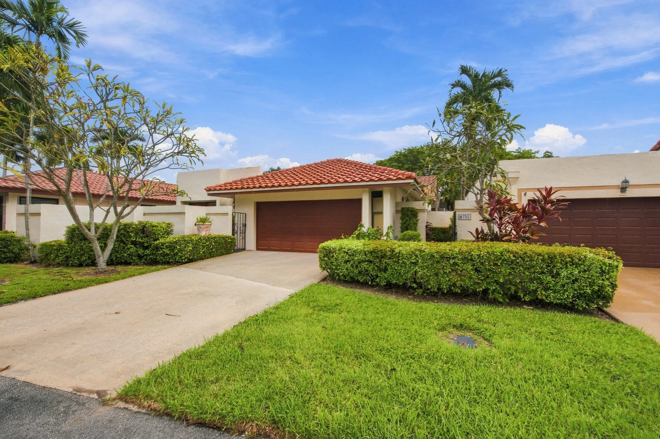 6755 LAGO VISTA Terrace