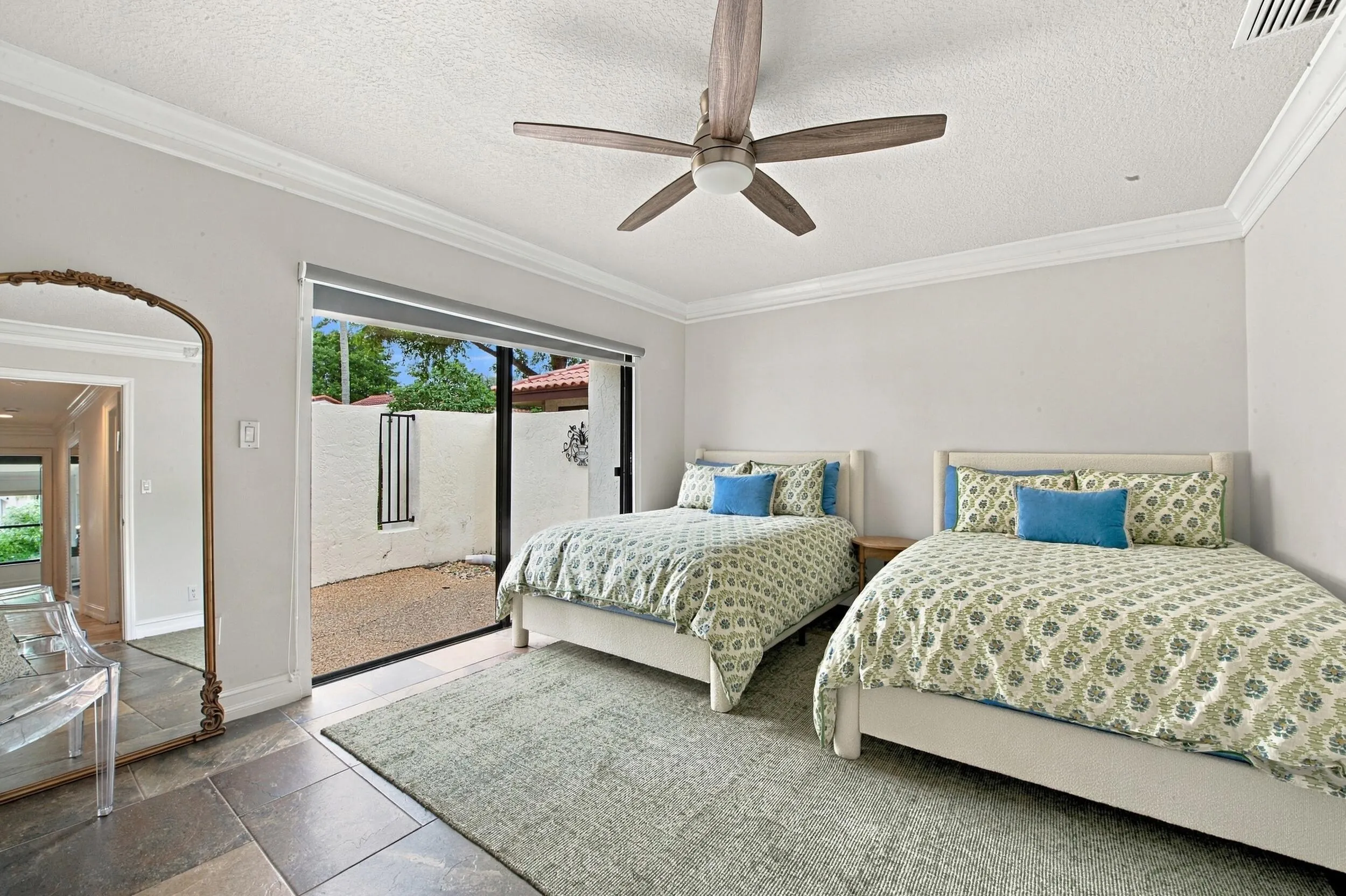 6755 LAGO VISTA Terrace