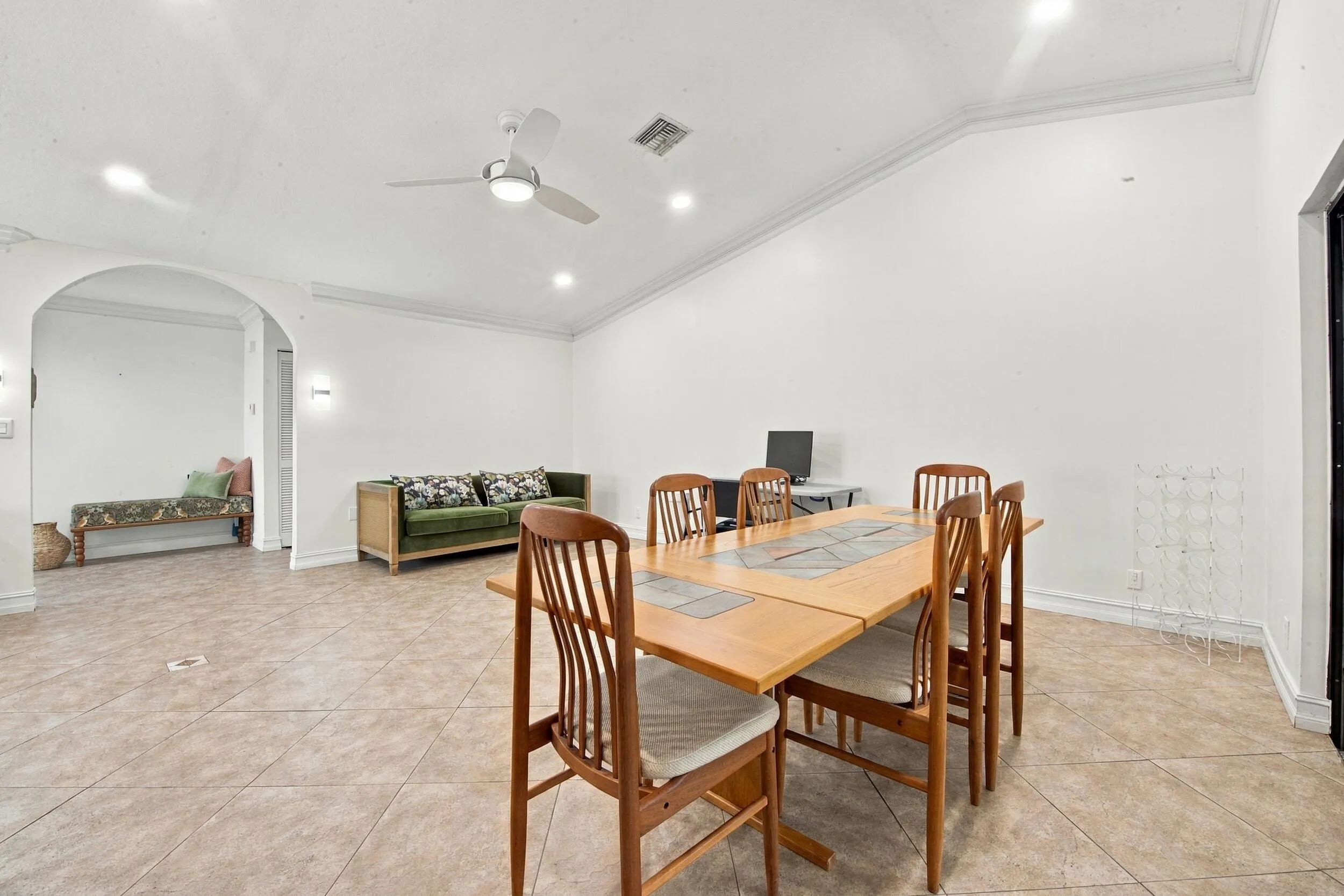 6755 LAGO VISTA Terrace